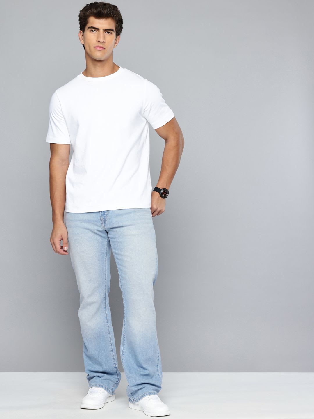 Levis Men 517 Bootcut Mid-Rise Stretchable Jeans - right view