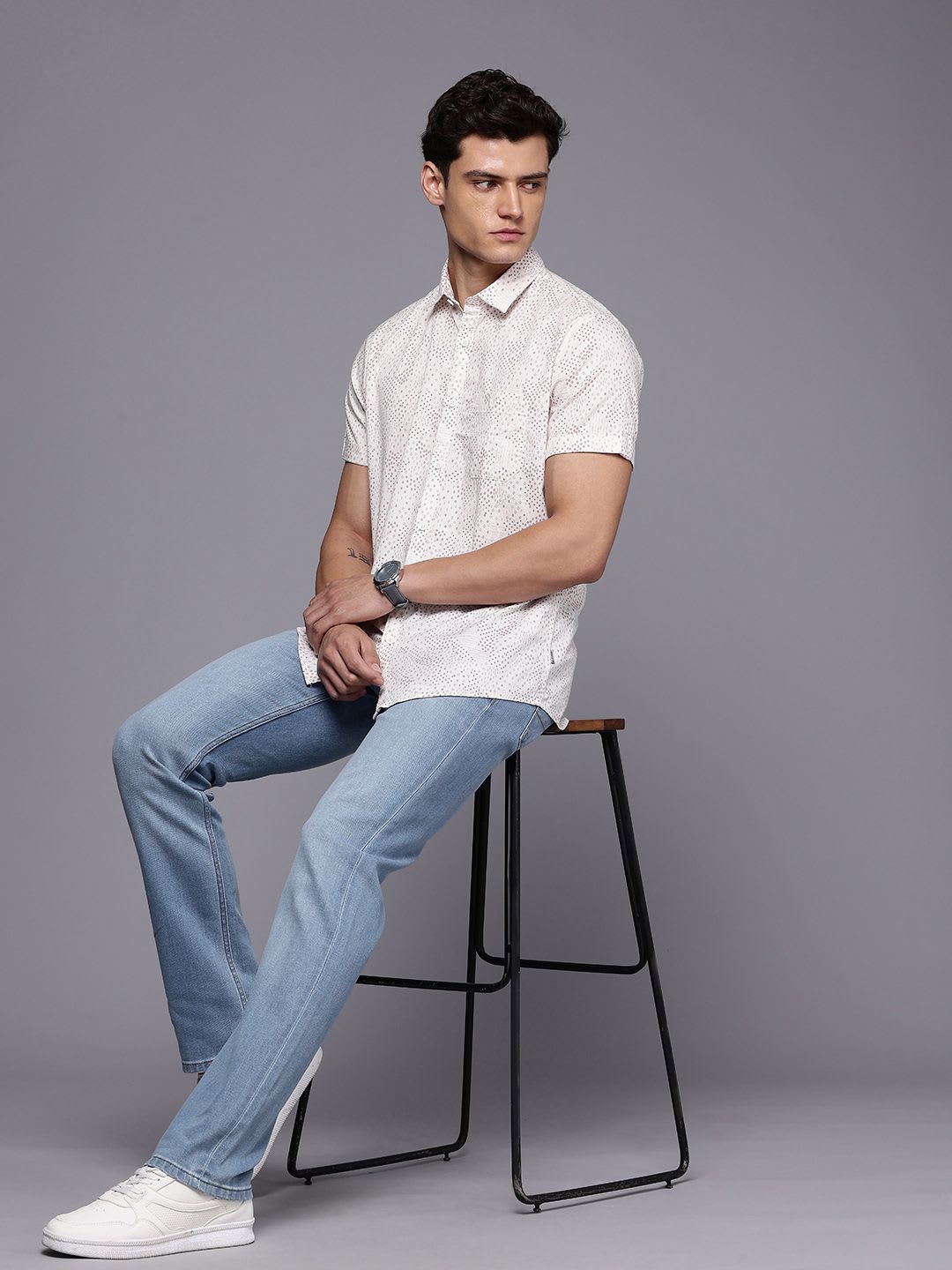 Louis Philippe Jeans Louis Philippe Men Regular Fit Stretchable Mid Rise Ice Wash Jeans - right view