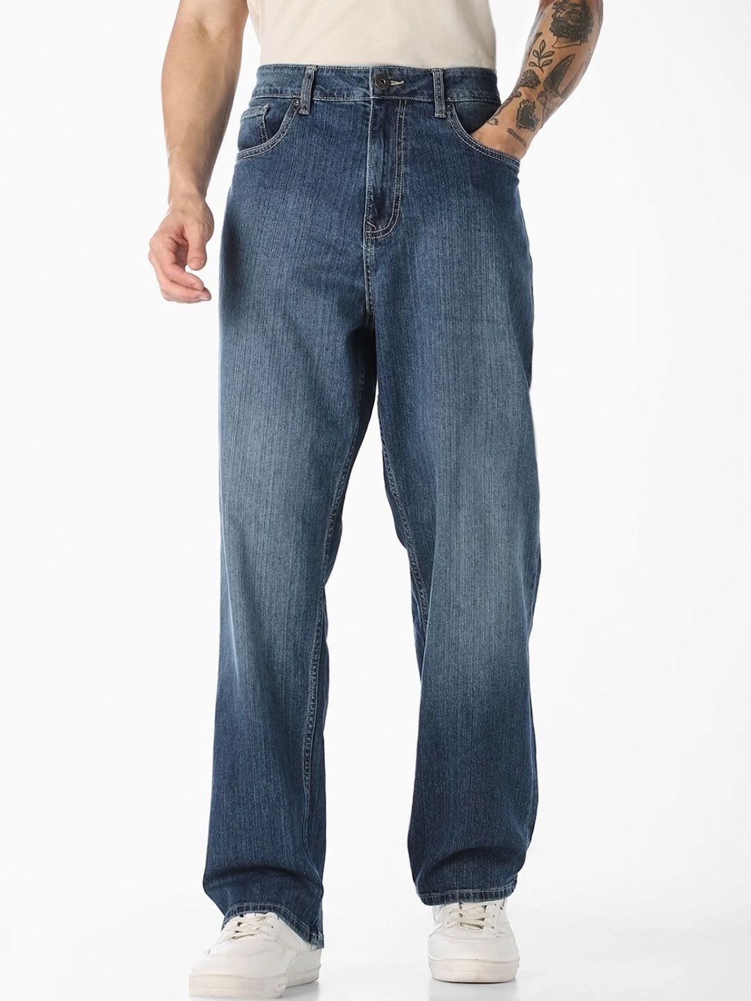 Jack & Jones Men Wide Leg Low-Rise Light Fade Stretchable Jeans - default view
