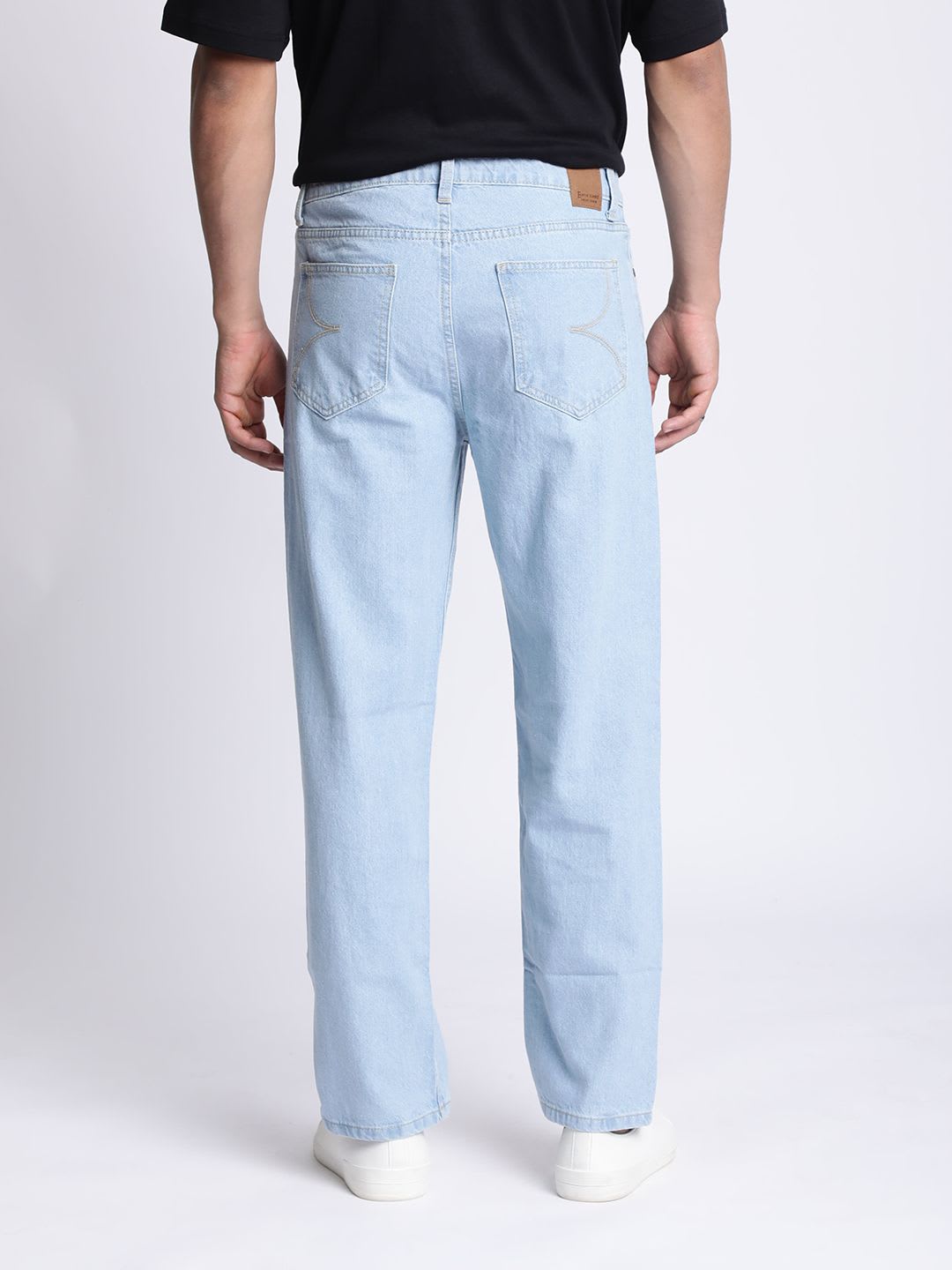 Bene Kleed Men Light blue Relaxed Fit washed Jeans - right view