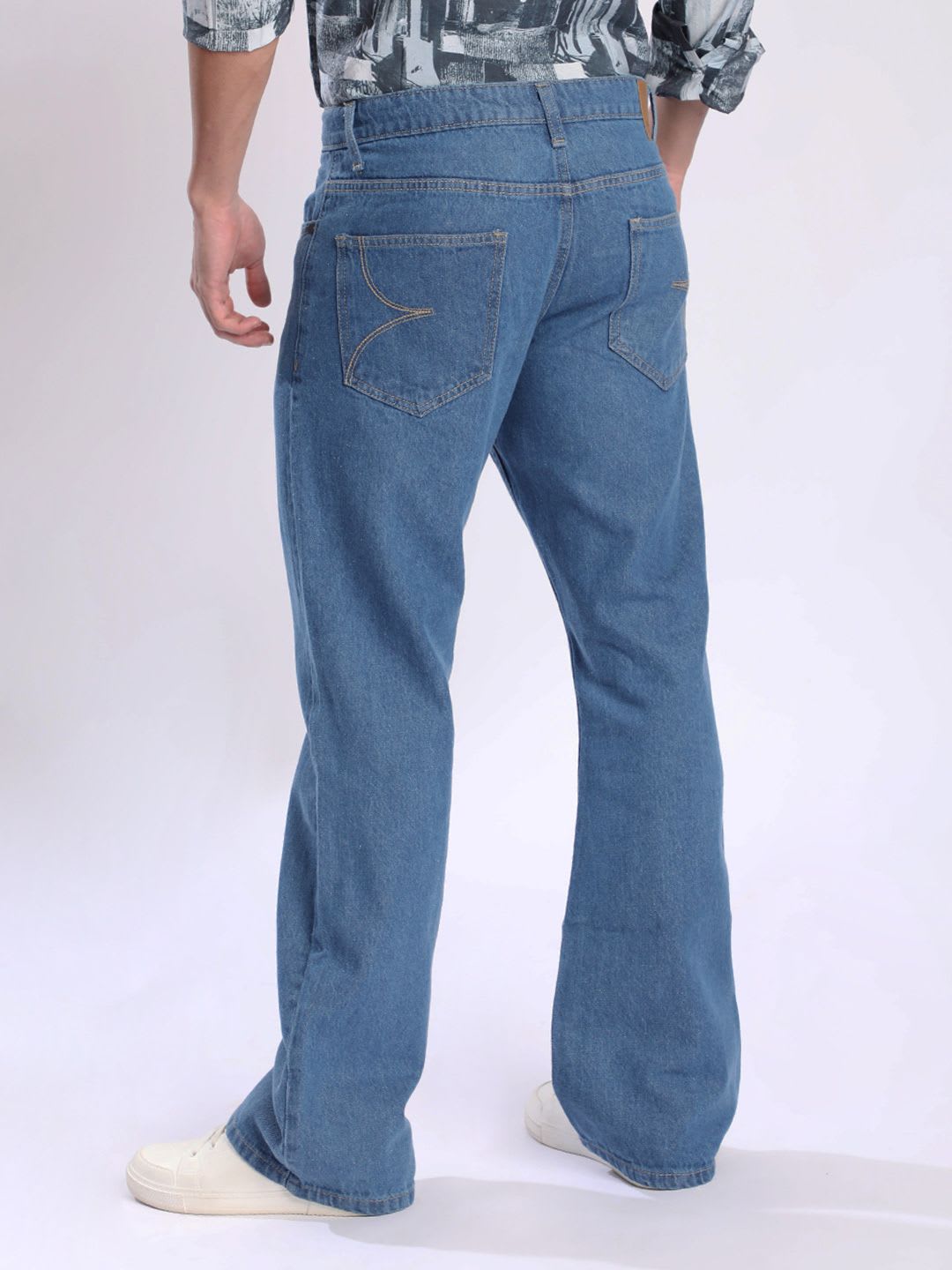 Bene Kleed Men Blue Bootcut Jeans - right view