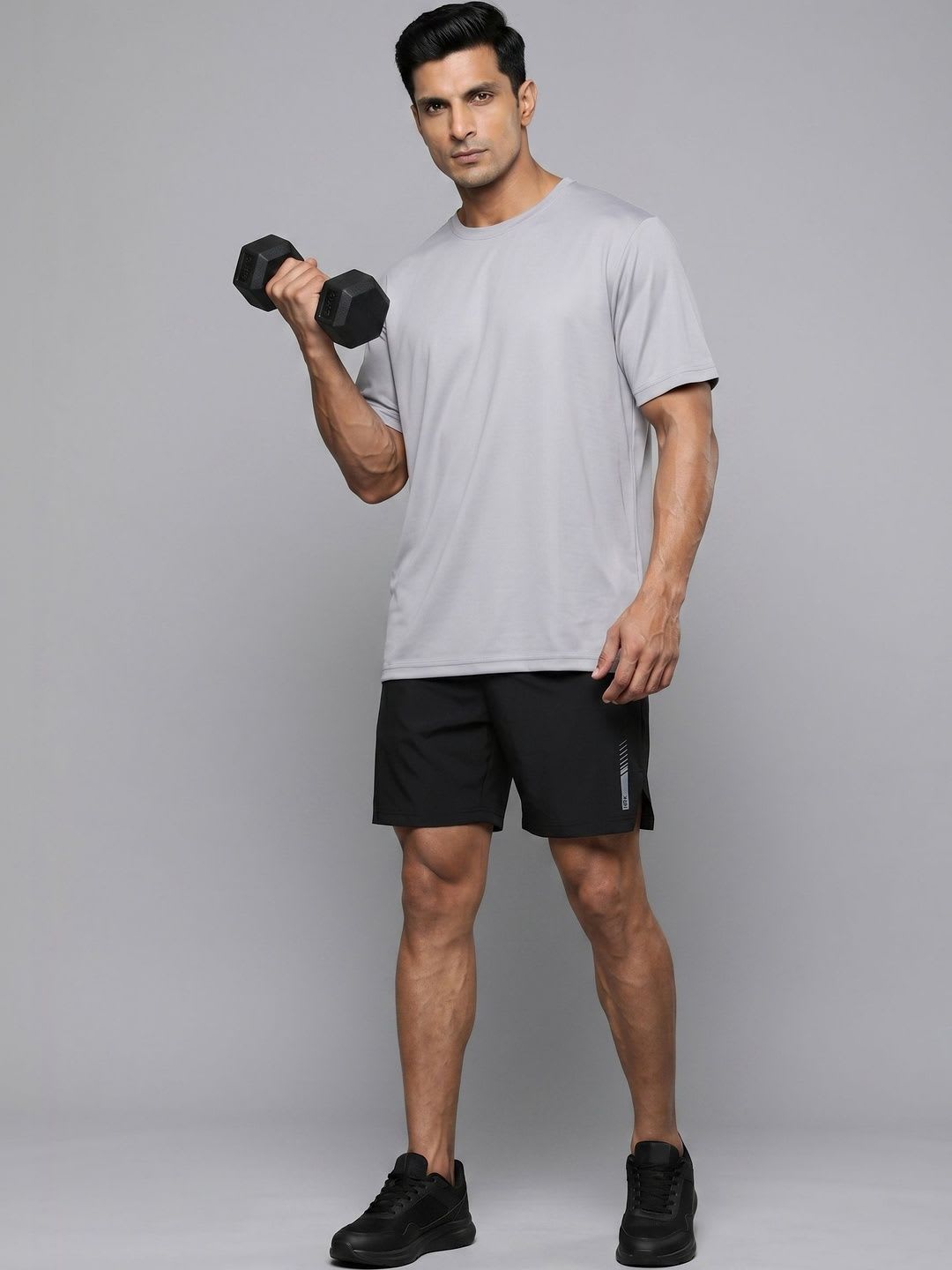 HRX by Hrithik Roshan Men Mid-Rise Above Knee Training Or Gym Sports Shorts - back view