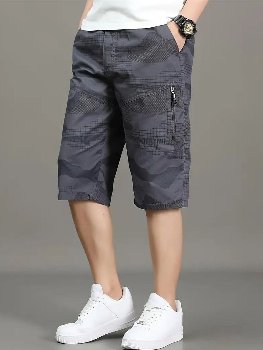 FABRIPPLE Men Printed Running Fashion Shorts - default view