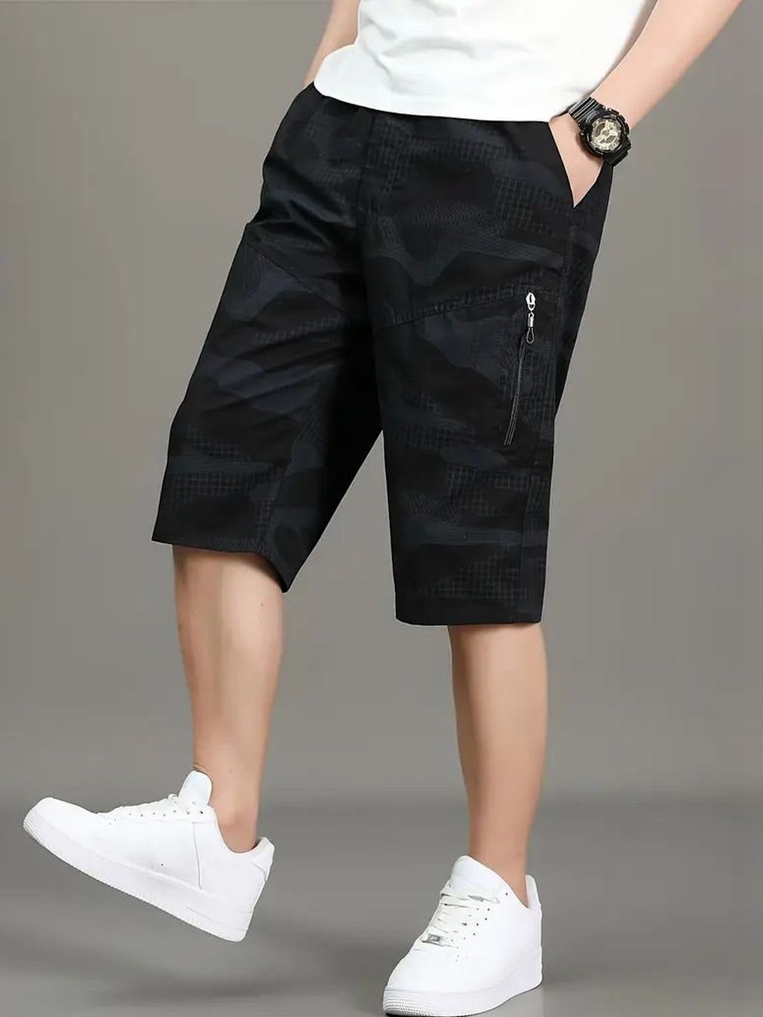 FABRIPPLE Men Printed Running Fashion Shorts - default view
