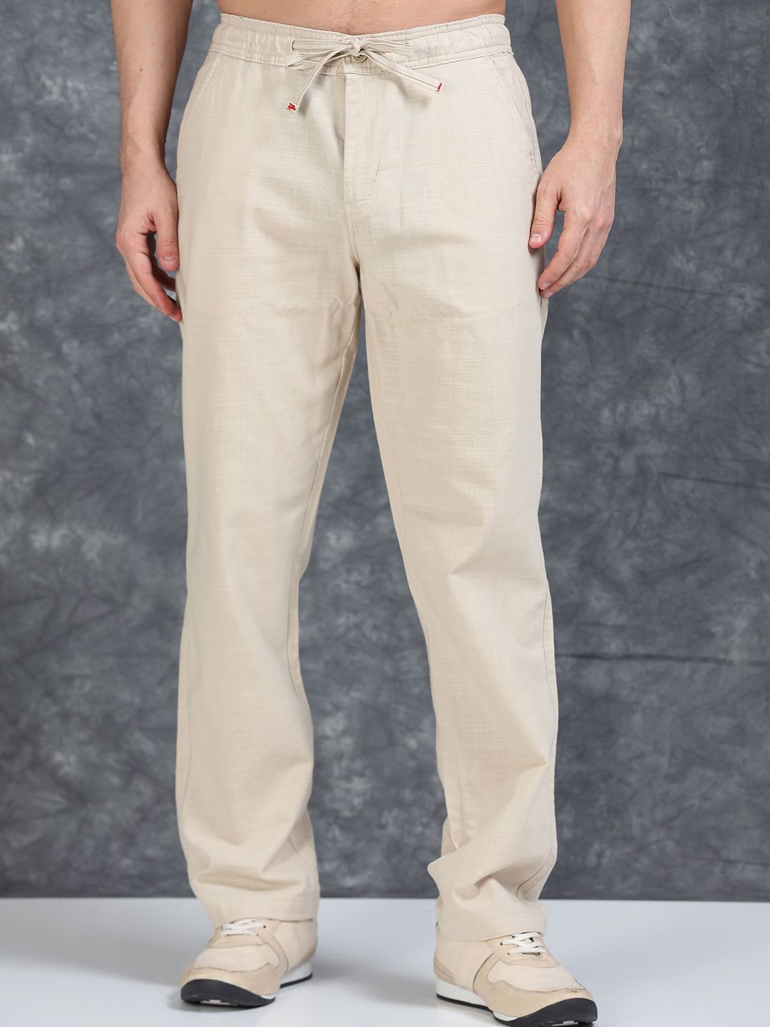 Roadster The Roadster Lifestyle Co Men Linen Relaxed-Fit Regular Trouser - default view