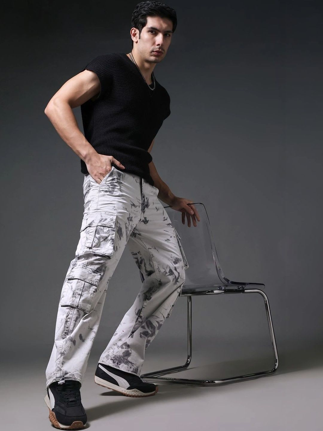 SINSKARI Men Tie and Dye Relaxed Easy Wash Cargos Trousers - left view