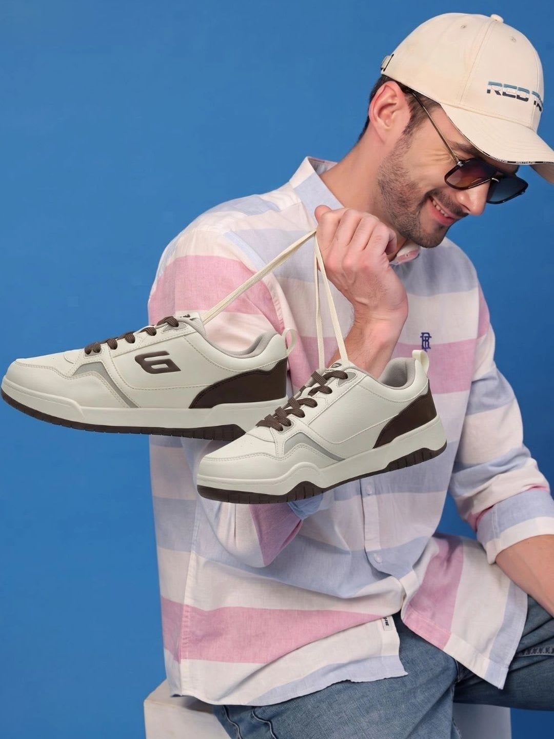 Bond Street By Red Tape Men Colourblocked PU Sneakers - right view