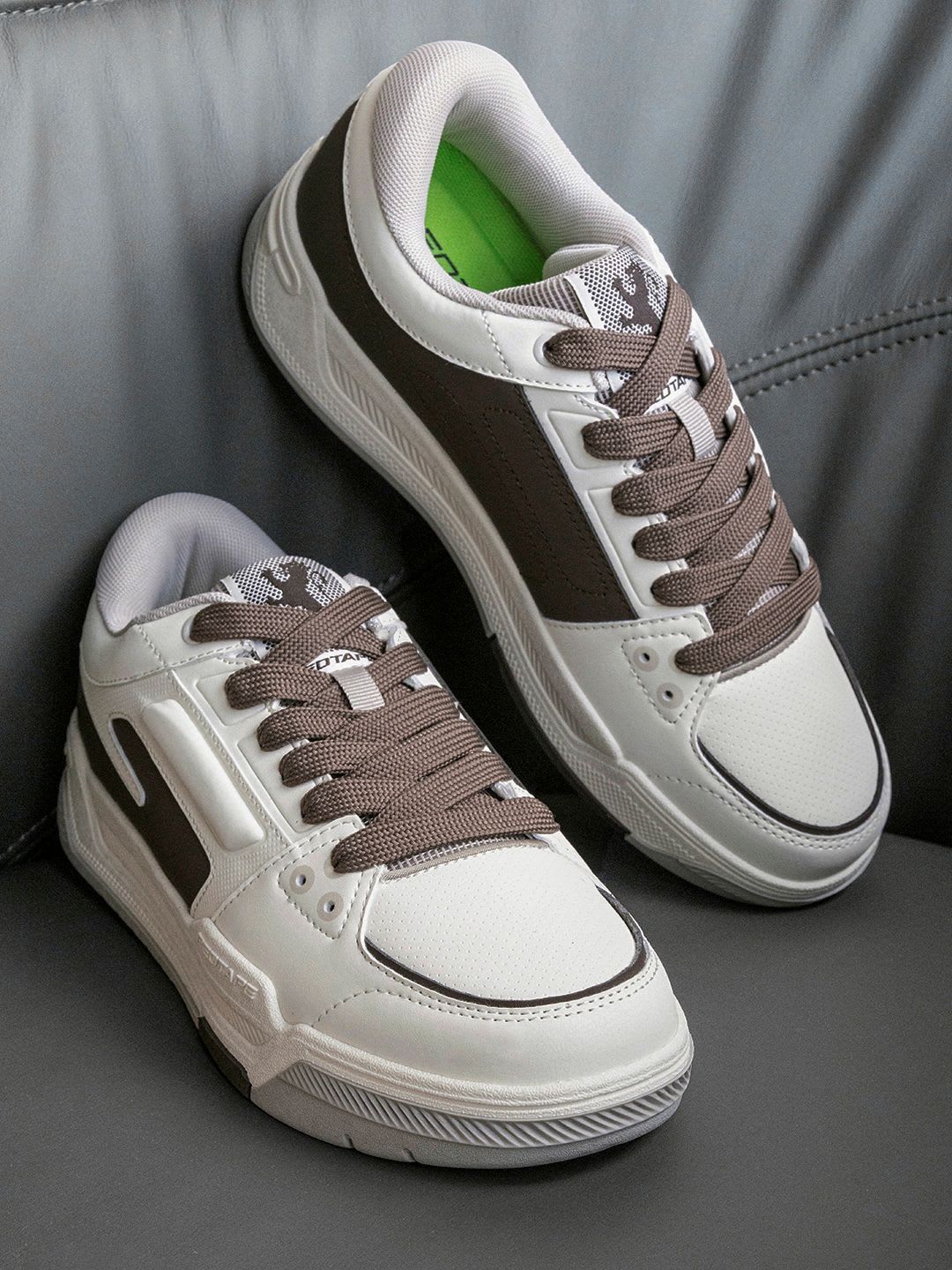 Red Tape Men Colourblocked PU Sneakers - default view