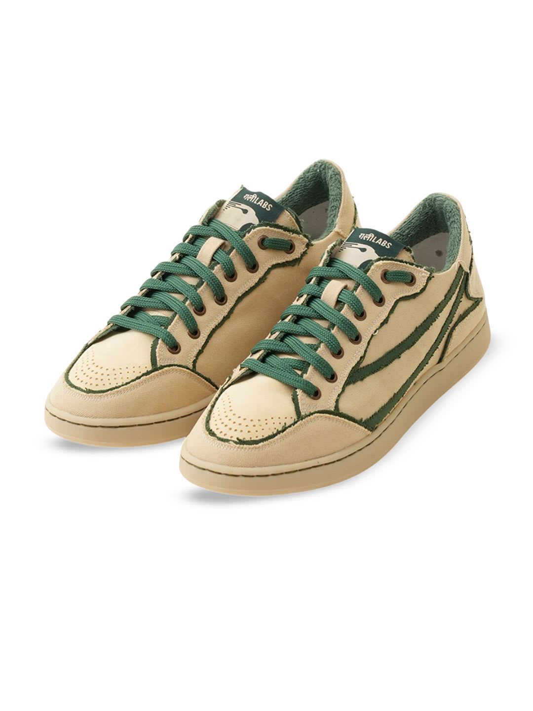 GULLY LABS Men Canvas Parni White Casual Sneakers - default view