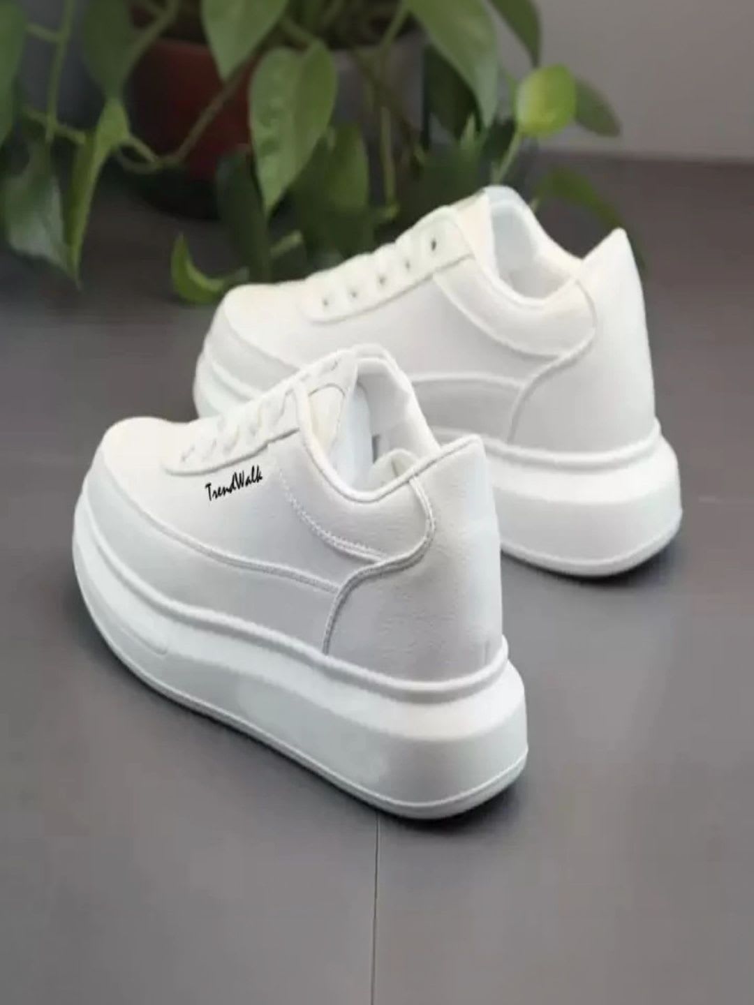 JOOTA VALA Men PU Sneakers - back view