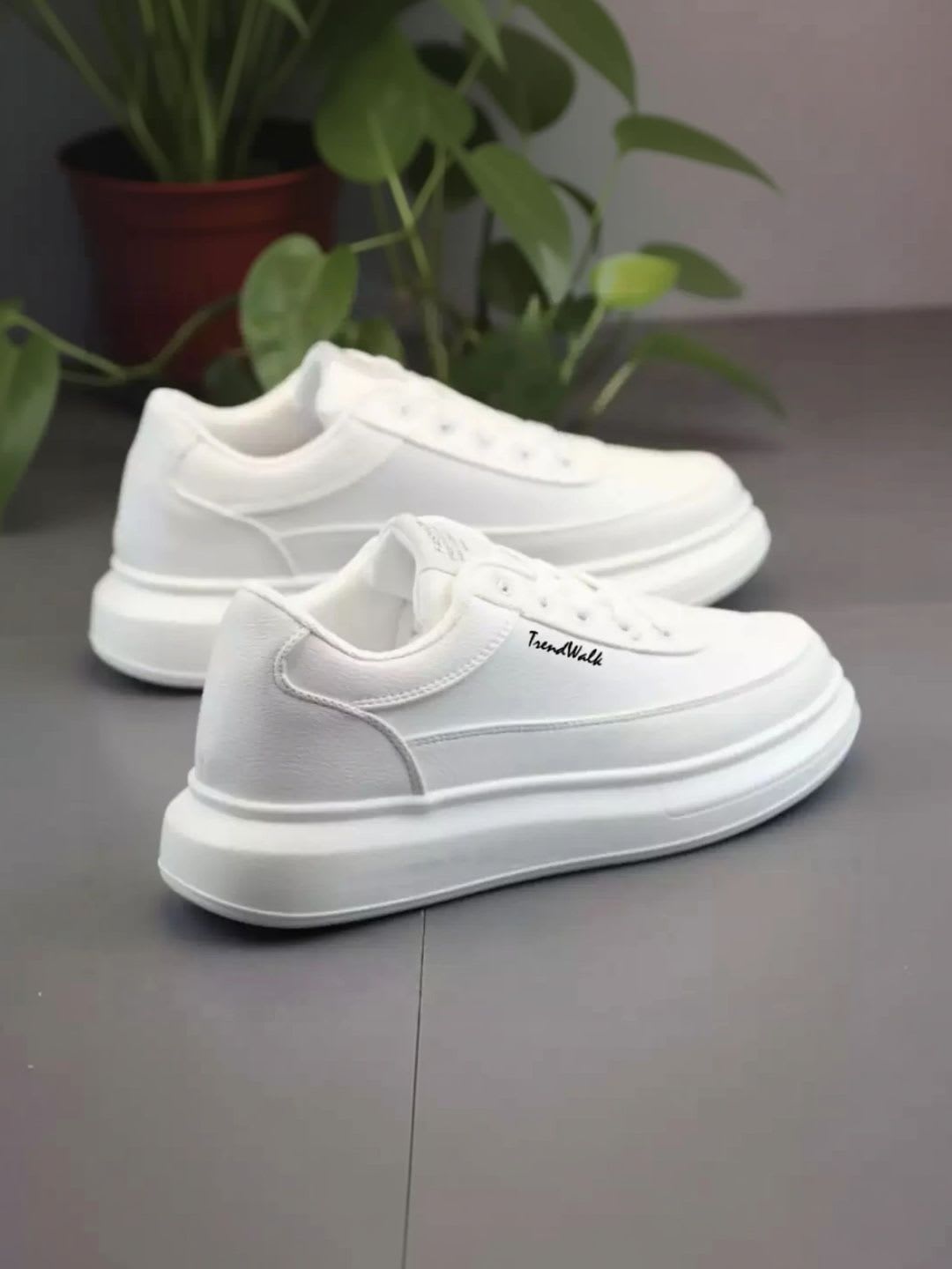 JOOTA VALA Men PU Sneakers - left view