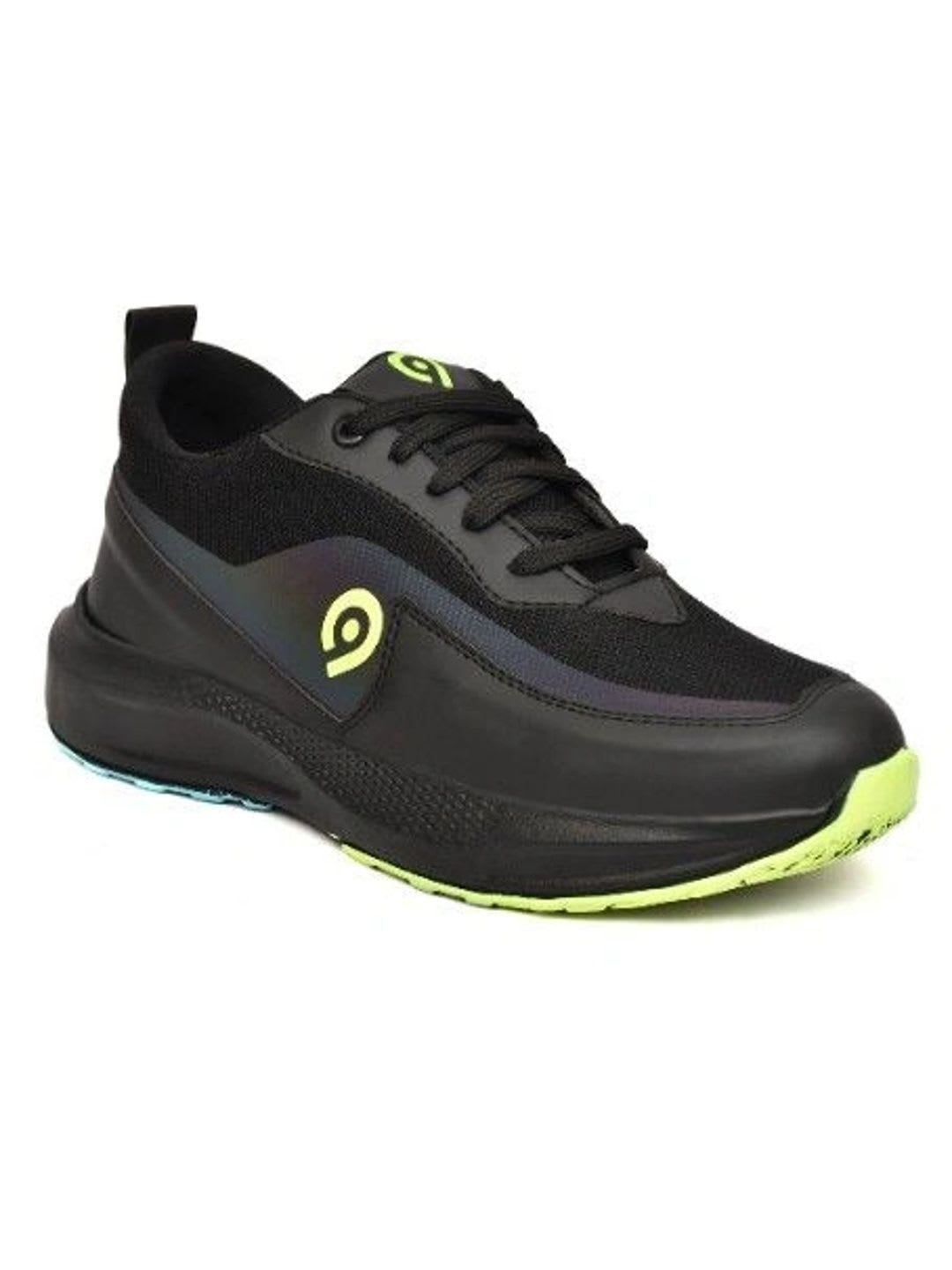 INVICTUS Men Colourblocked Sneakers - back view