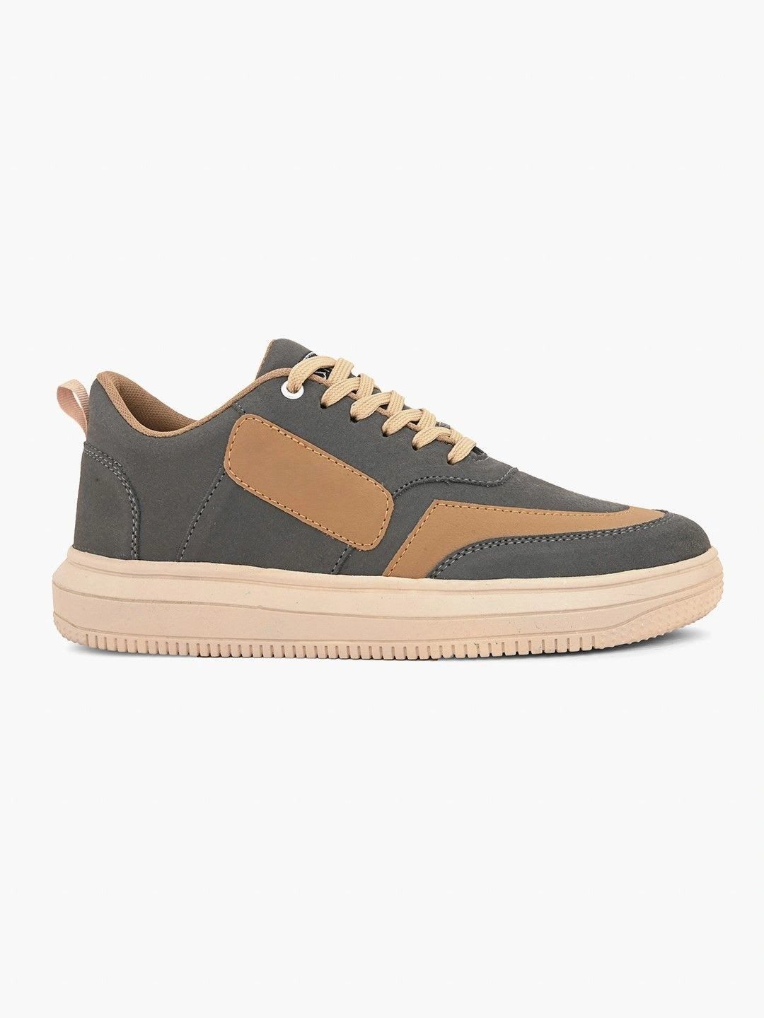 INVERSION Men Colourblocked Sneakers - default view