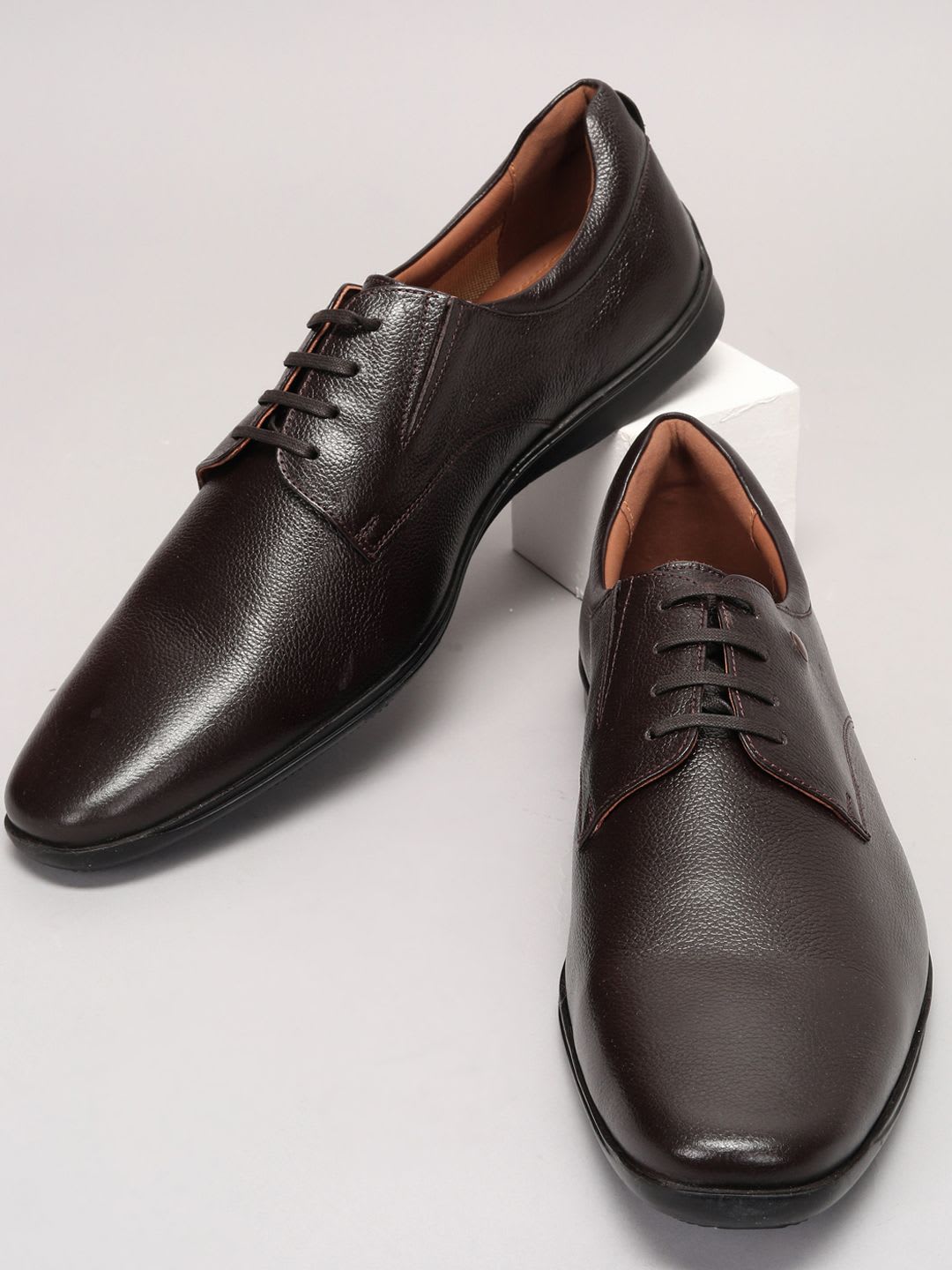 Louis Philippe Men Premium Leather Breathable Anti Slip Flat Heel Formal Derby Shoes - default view