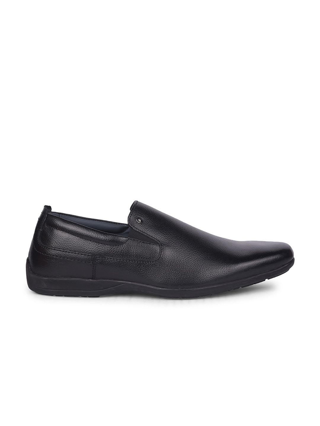 Bata Men Textured Formal Slip-On Shoes - right view