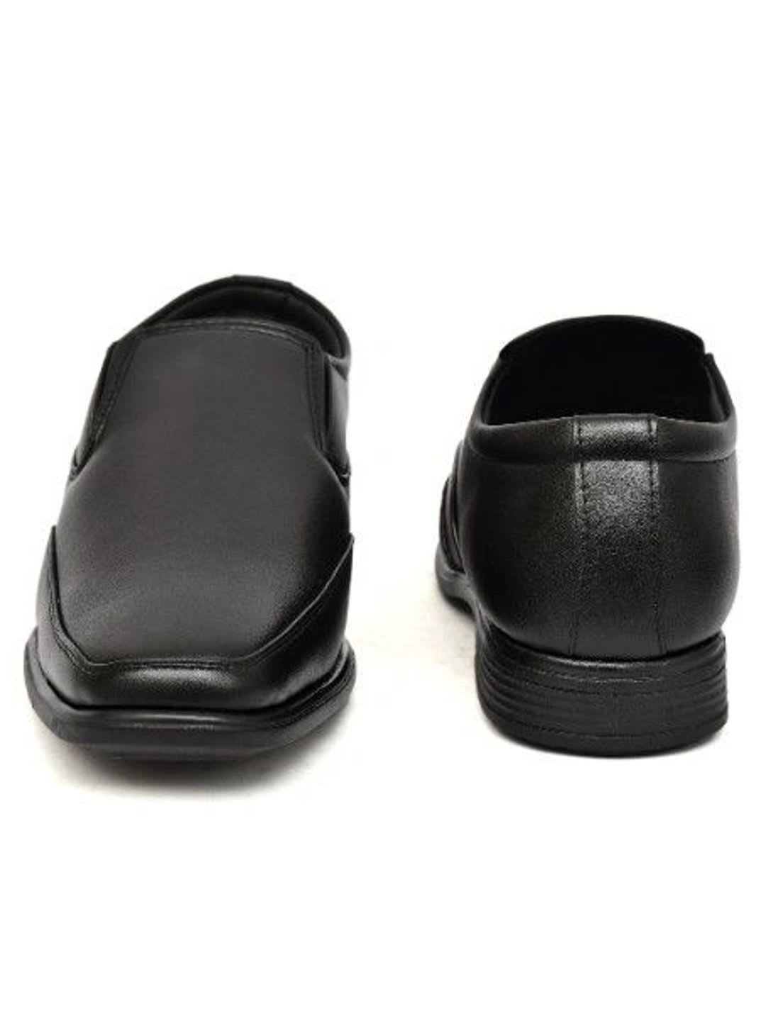 INVICTUS Men Textured Square Toe Formal Slip-On Shoes - right view