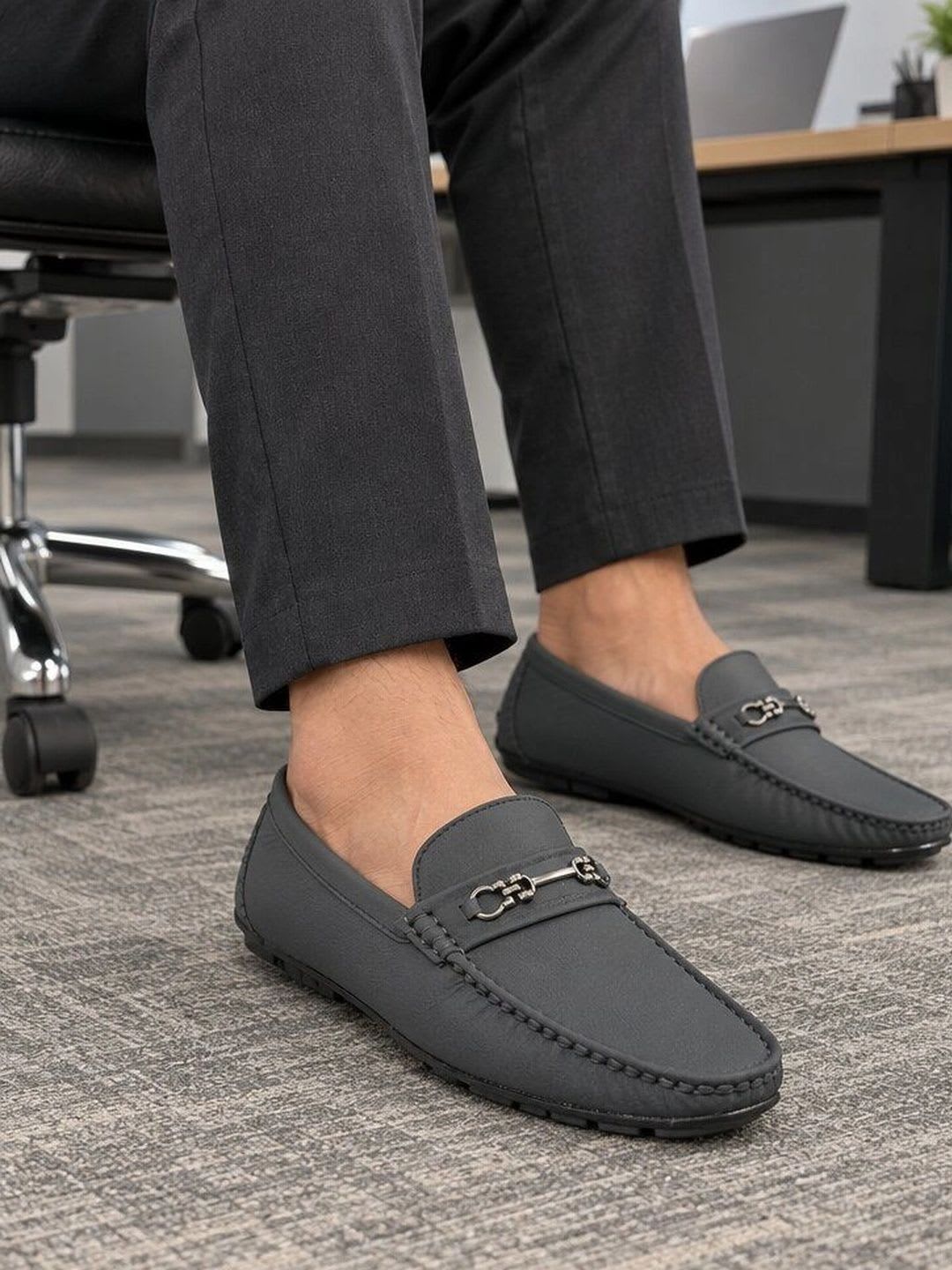 Zuliva Men Round Toe Slip-On Loafers Formal Shoes - default view