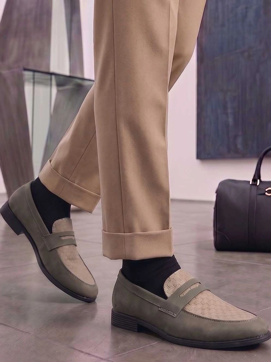 HERE&NOW Men Textured Round Toe Slip-On Formal Loafers Shoes - default view