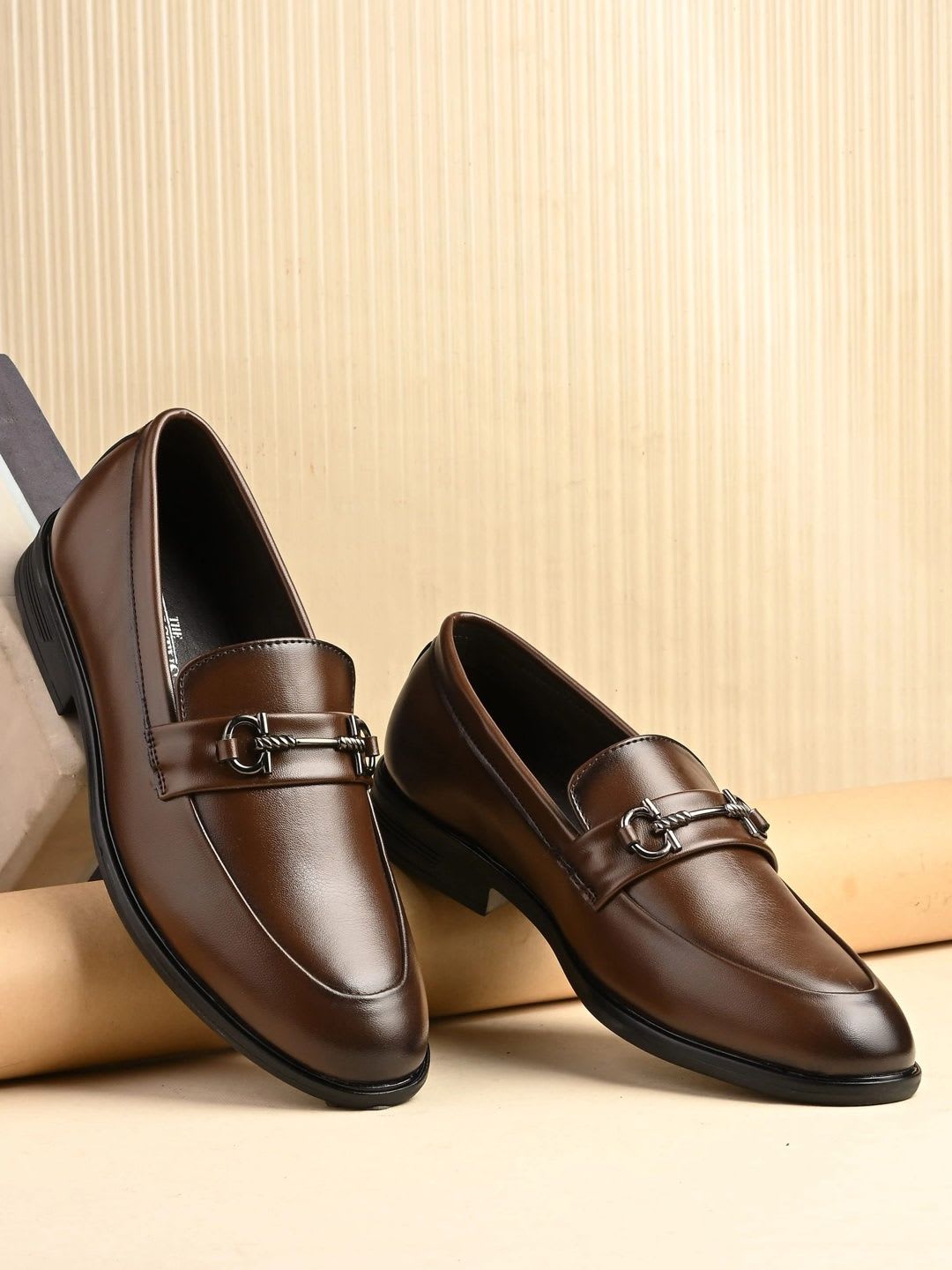 INVICTUS Men Round Toe Slip-On Loafers Shoes - default view