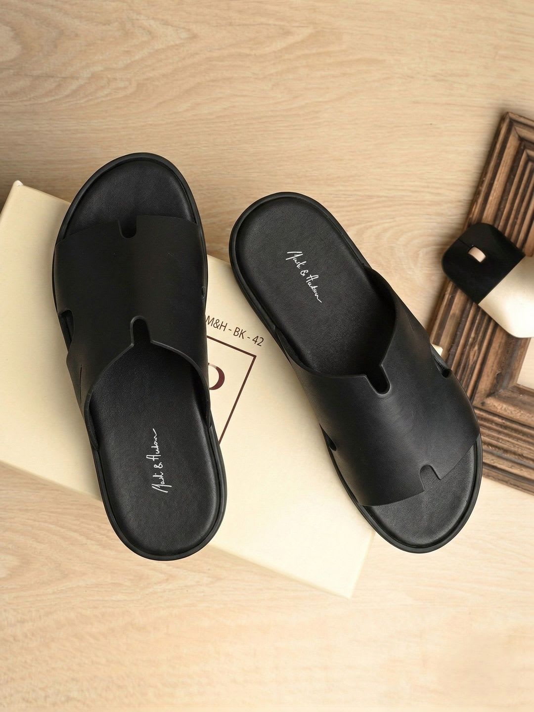 Mast & Harbour Men Comfort Sandals - default view