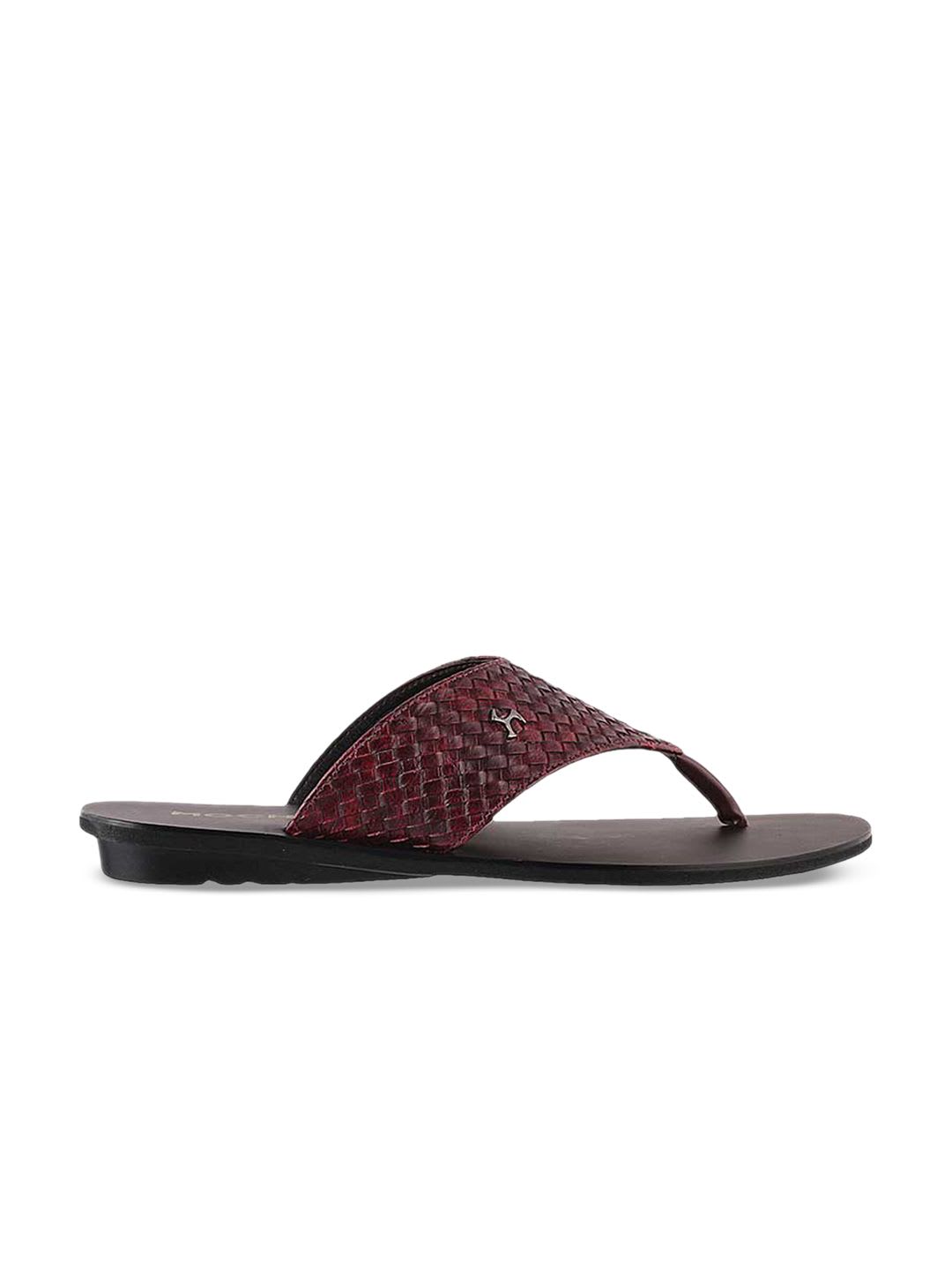 Mochi Men Maroon Textured Sandals - back view