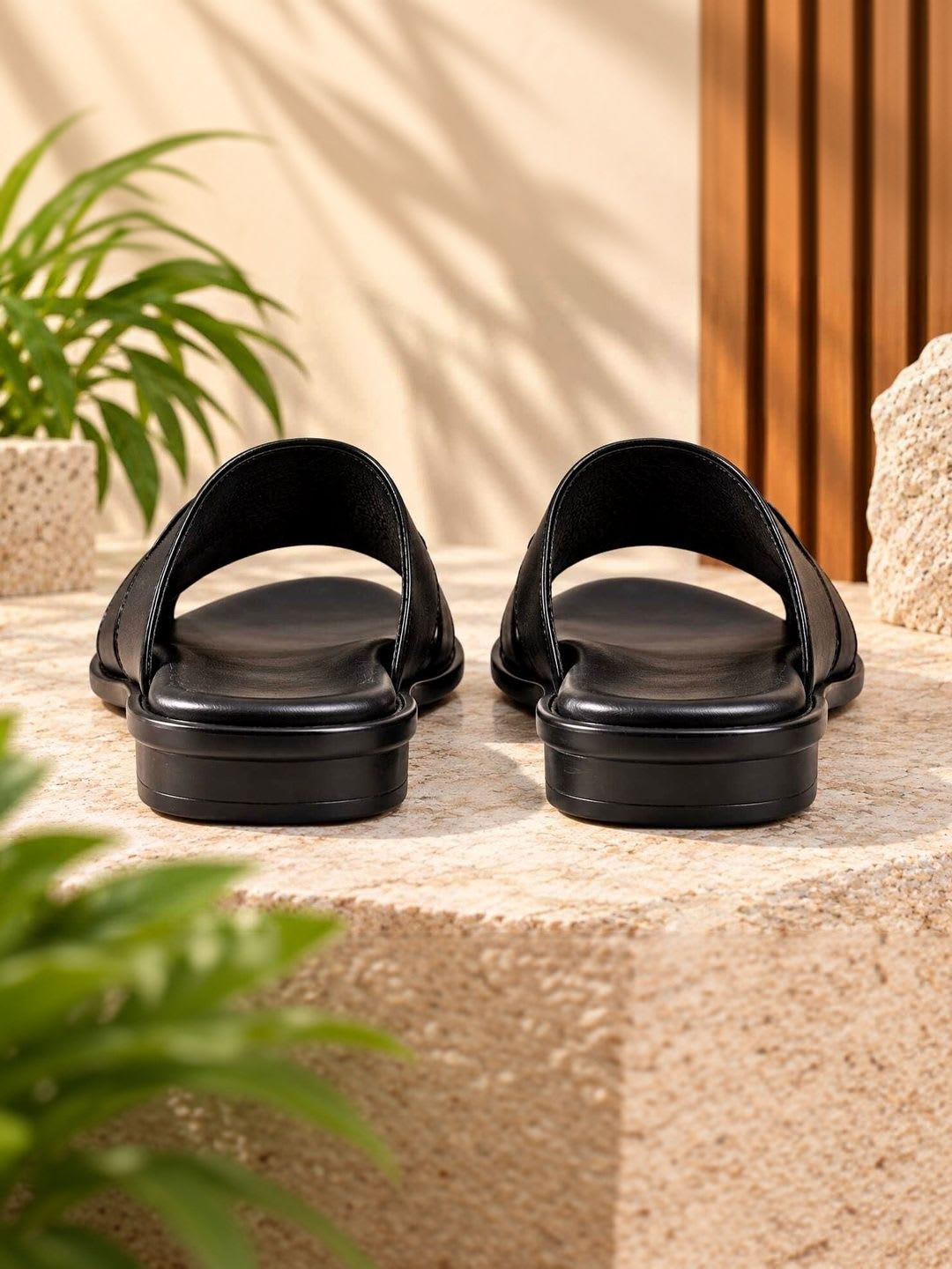 REAL BLISS FOOTWEAR Men Leather Shoe-Style Sandals - right view