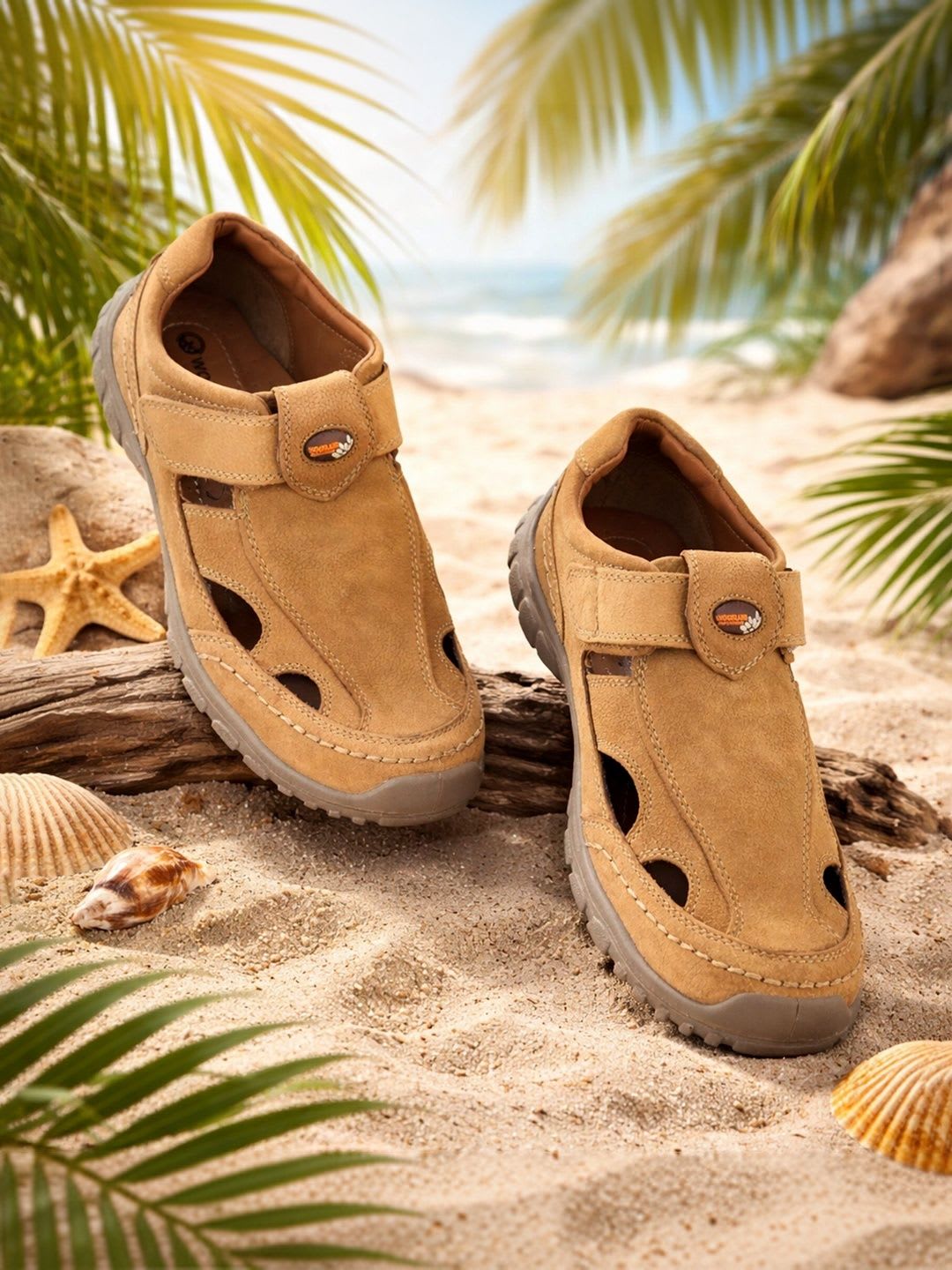 Woodland Men Leather Shoe-Style Sandals - default view