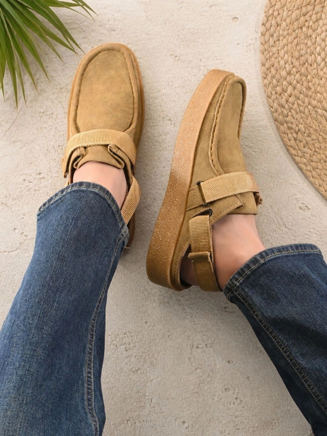 Dakarr Men Leather Shoe-Style Sandals - default view