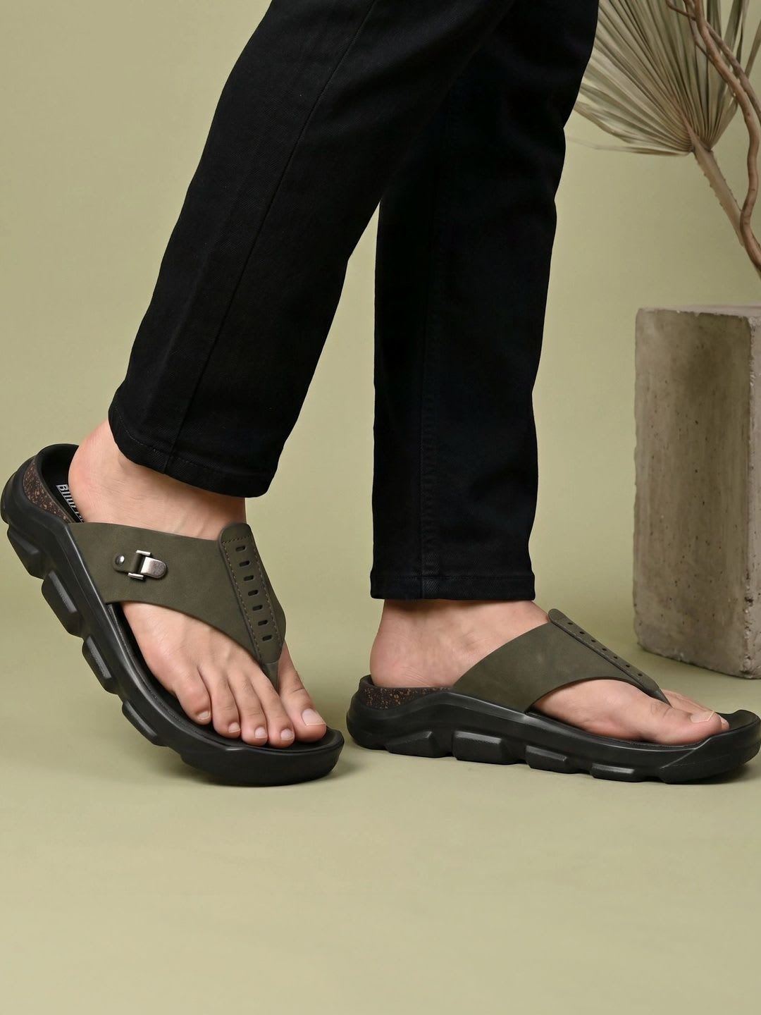 BINUTOP Men Comfort Sandals - back view