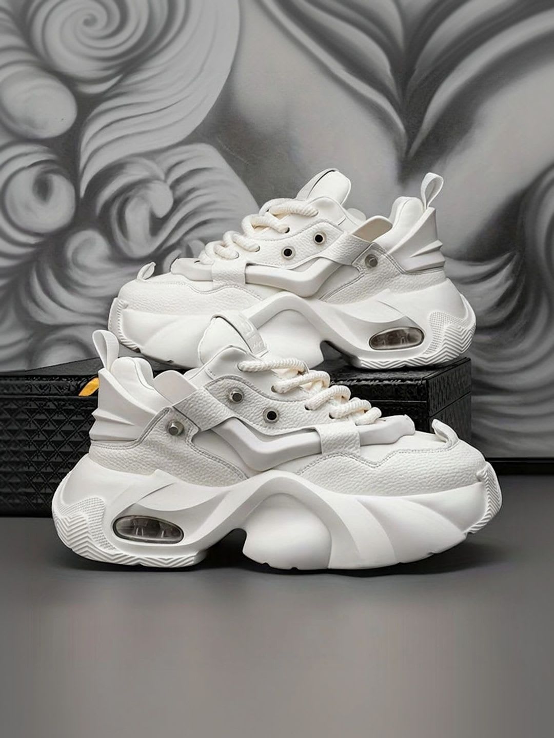 RAVDI Men Mesh Training or Gym Shoes - back view