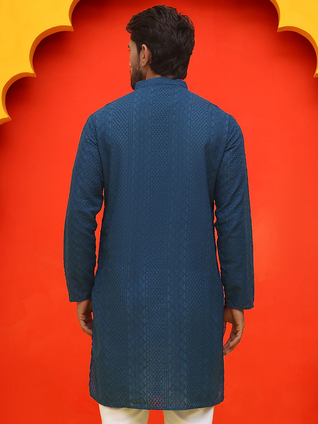 Jompers Geometric Embroidered Mandarin Collar Chikankari Pure Cotton Straight Kurta - back view