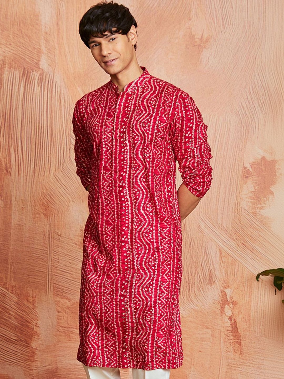 VASTRAMAY Bandhani Printed Mandarin Collar Straight Kurta - back view