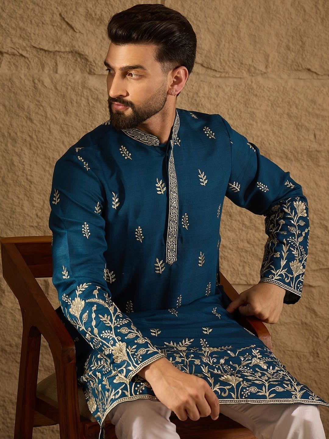 House of Pataudi Embroidered Mandarin Collar Neck Straight Kurta - default view