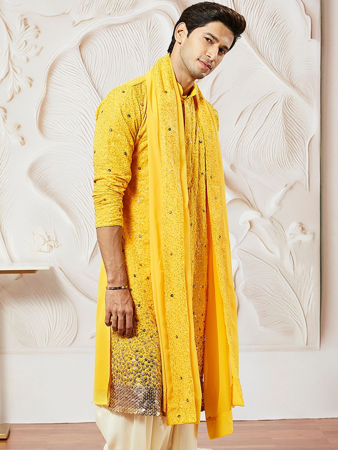 VASTRAMAY Men Yellow Ombre Sequin Georgette Kurta with Dupatta - default view