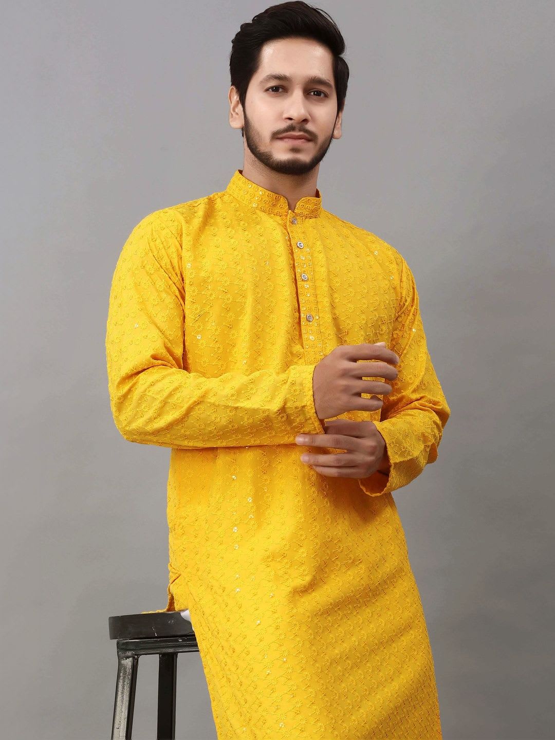 ALMORA LIFESTYLE Men Embellished Sequinned Handloom Kurta - right view