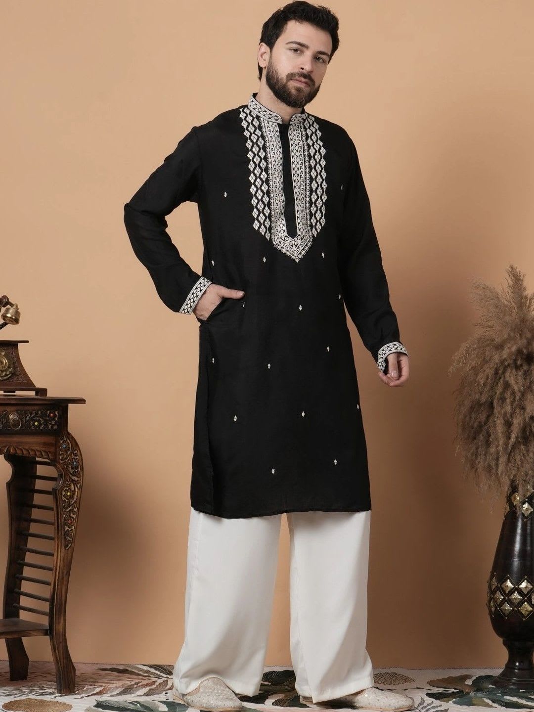 SHROBH Men Embroidered Thread Work Grandeur & Majestic Artwork Kurta - left view