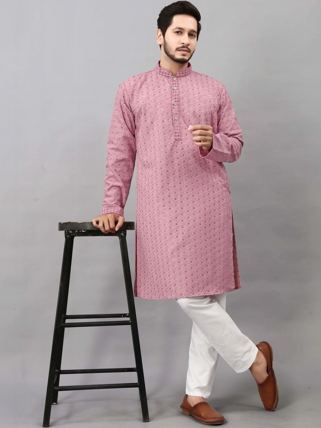 ALMORA LIFESTYLE Men Embellished Sequinned Handloom Kurta - right view