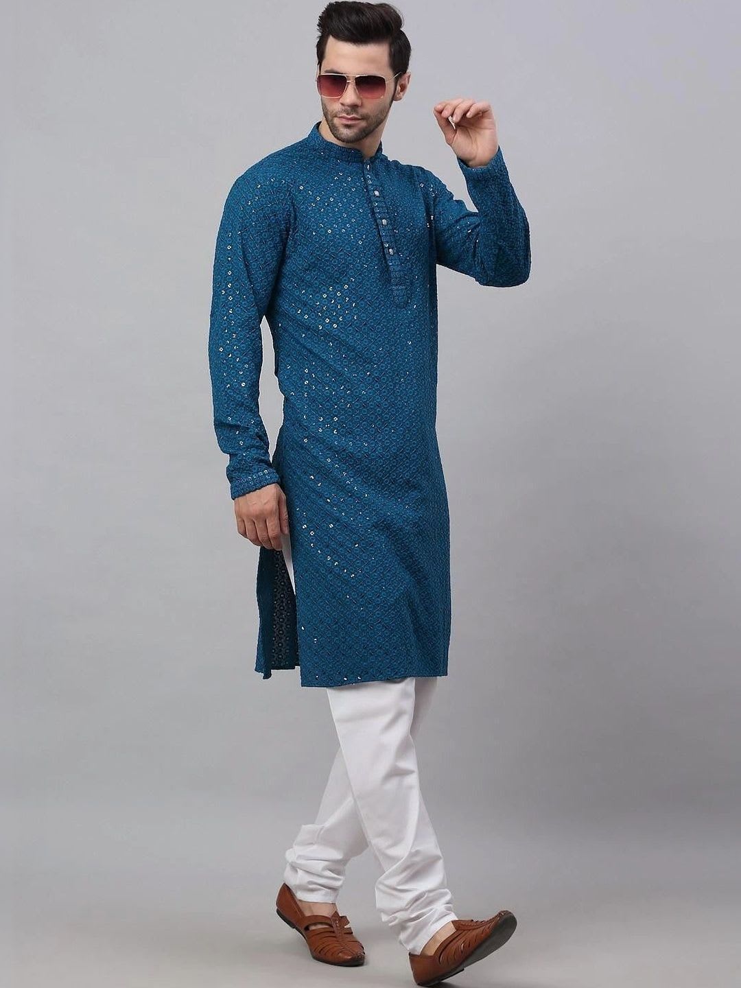 ALMORA LIFESTYLE Men Embellished Sequinned Handloom Kurta - back view