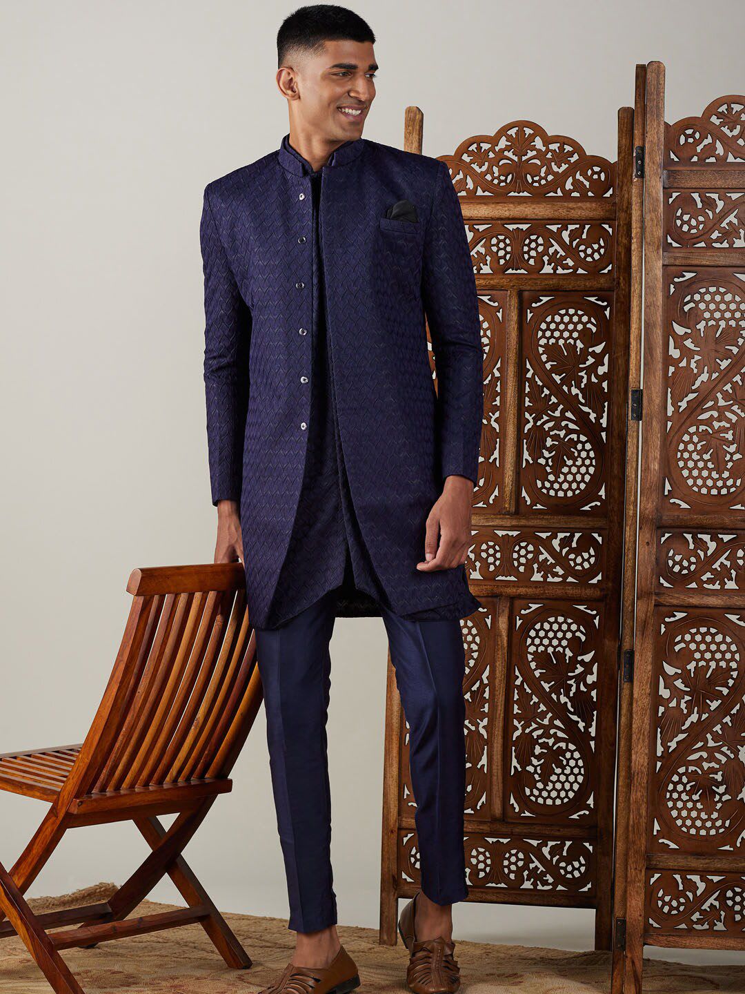 VASTRAMAY Men Jacquard Self Design Sherwani With Kurta & Trousers - default view