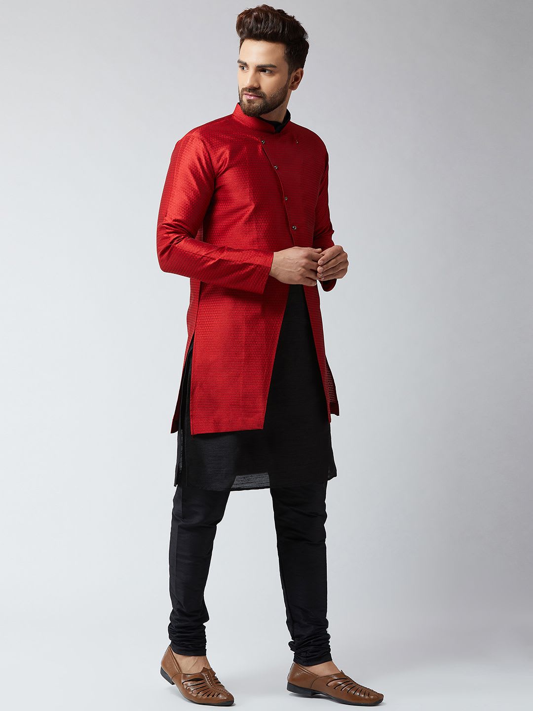 SOJANYA Men Maroon & Black Self Design Sherwani Set - back view