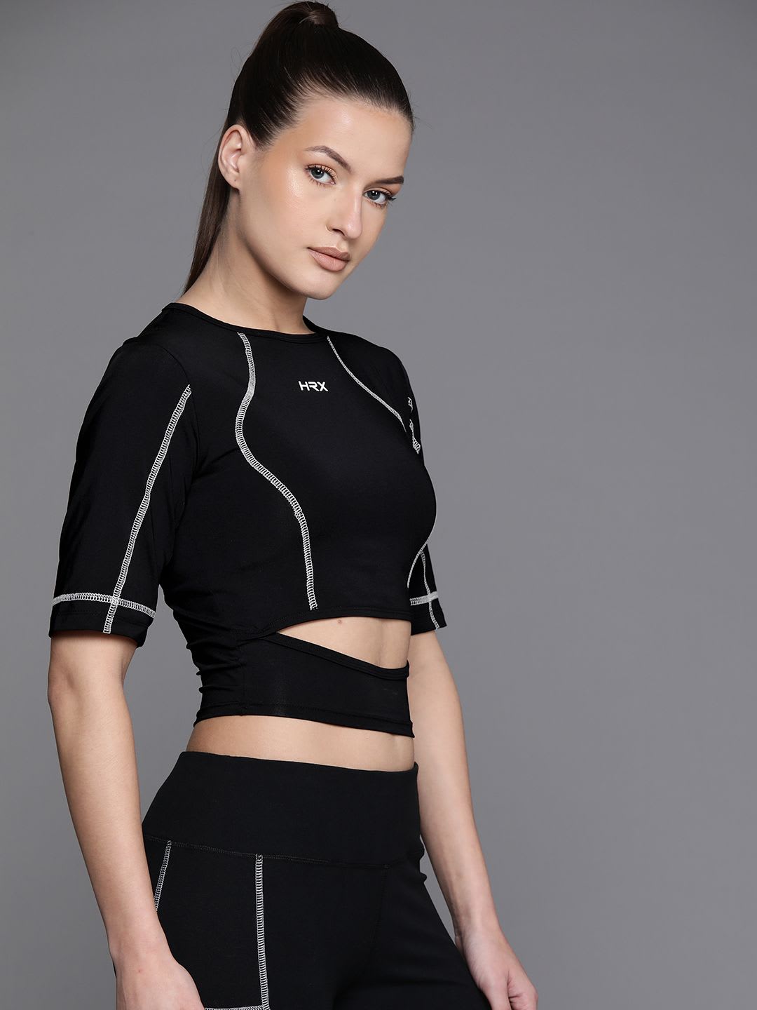 HRX by Hrithik Roshan Lifestyle Fitted Cut Out Crop Top - back view