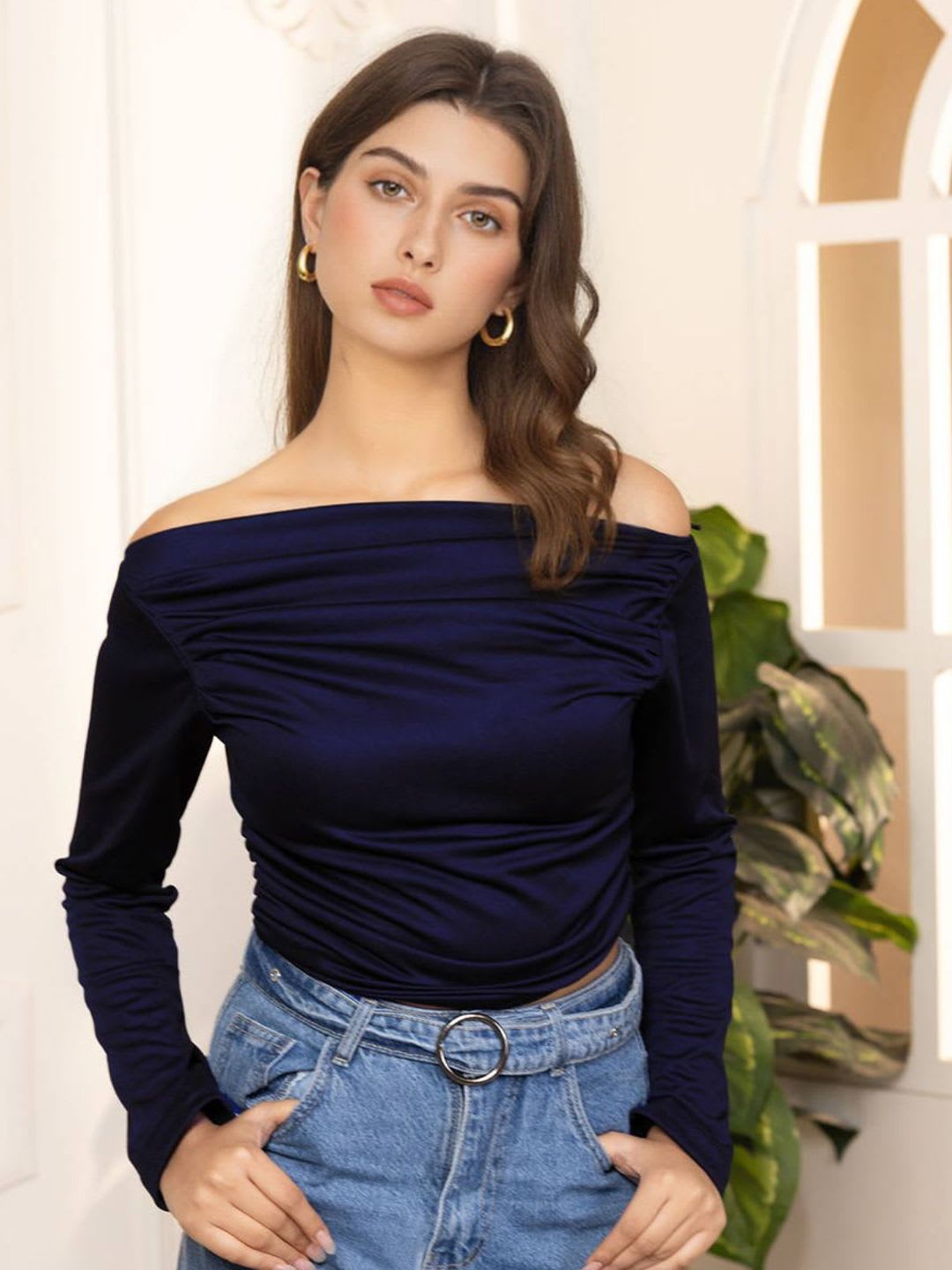 Istyle Can Off-Shoulder Crepe Bardot Crop Top - default view