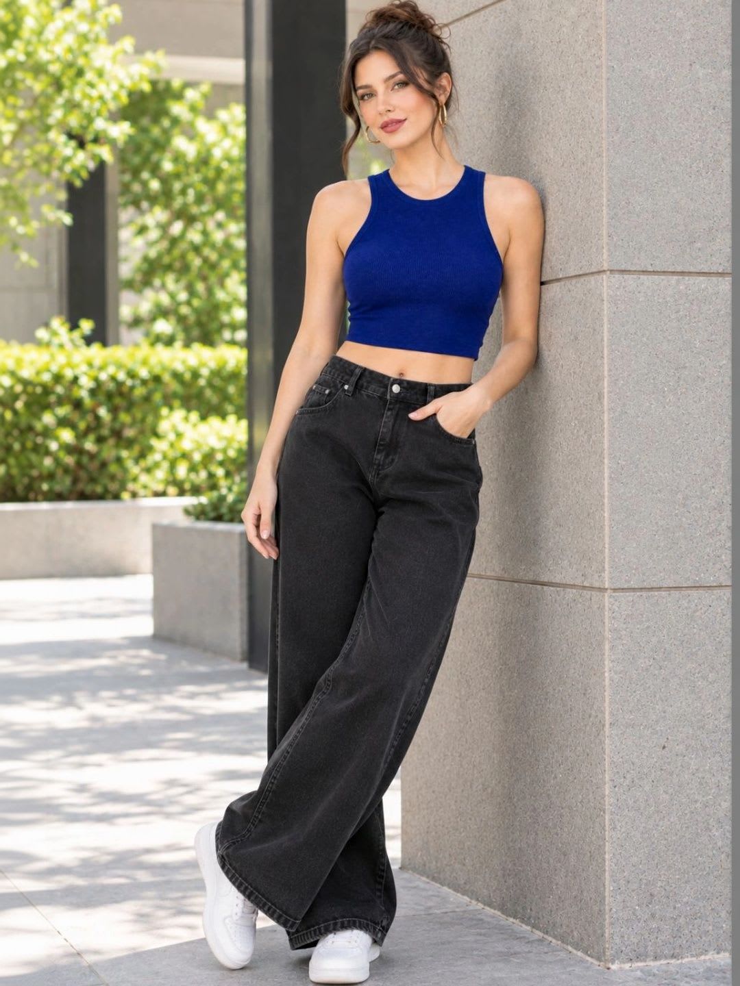 Alpha beauty Crop Top - back view