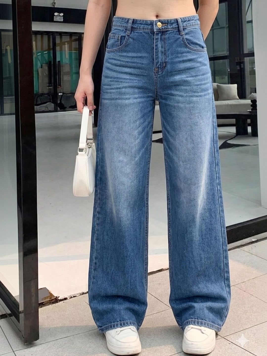 zayla Women Jean Wide Leg High-Rise Light Fade Jeans - default view