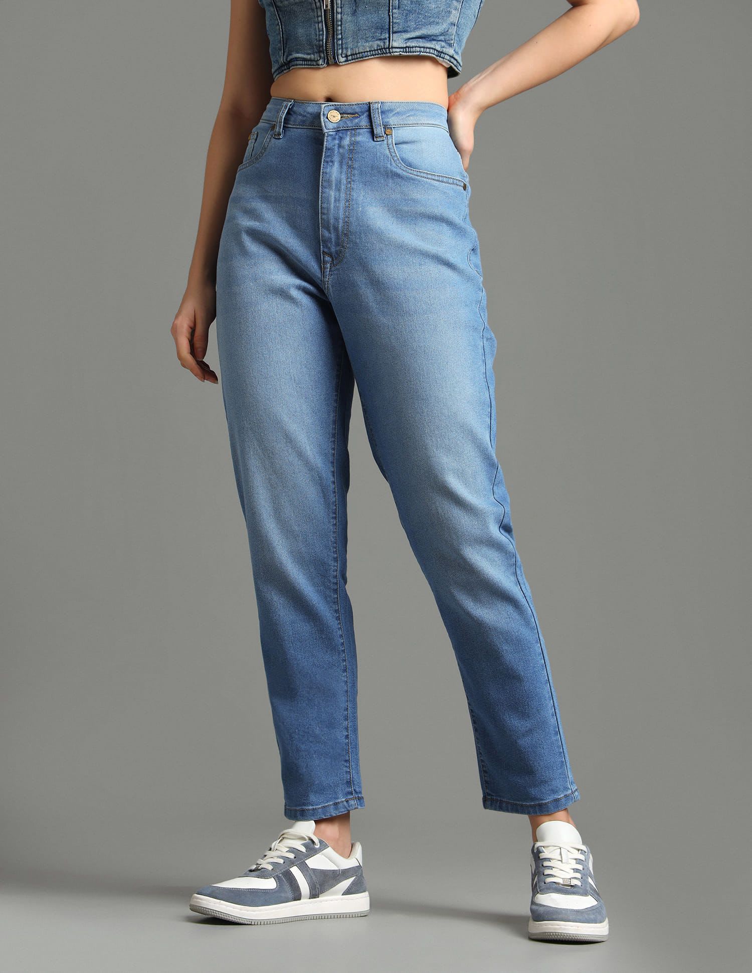 Flying Machine Women Relaxed Fit High-Rise Light Fade Stretchable Cropped Straight Fit Jeans - default view