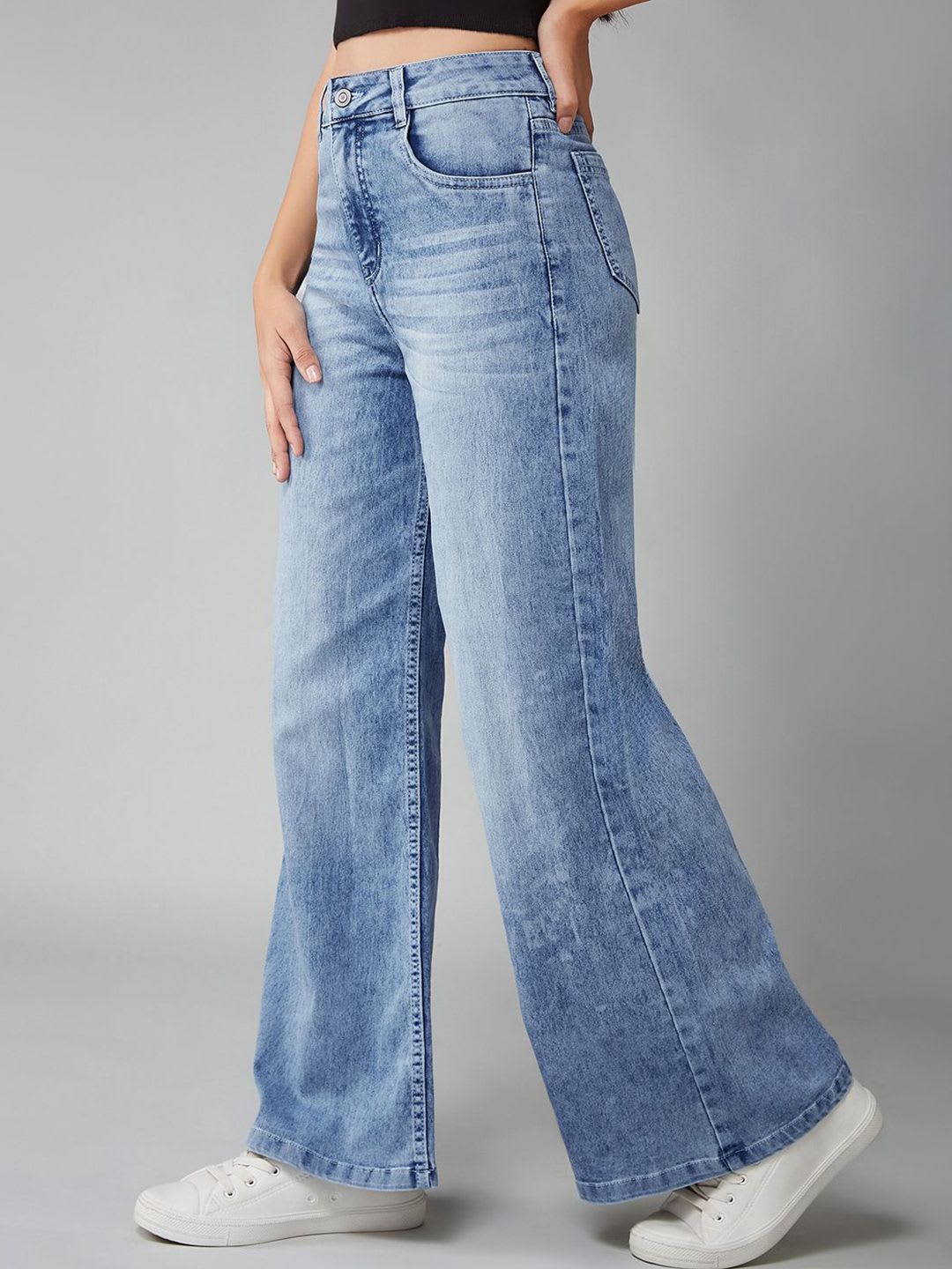 DOLCE CRUDO Women's Wide-Leg High-Rise Clean-Look Regular-Length Stretchable Denim Jeans - back view