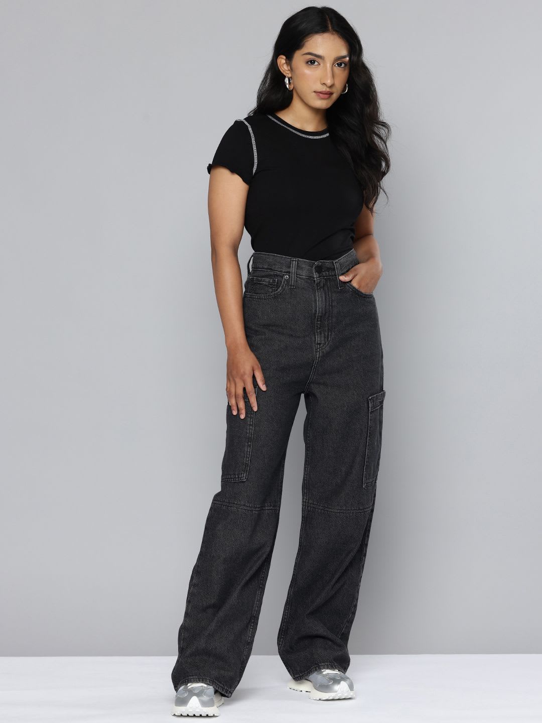 Levis Women Loose Fit High-Rise Pure Cotton Jeans - right view