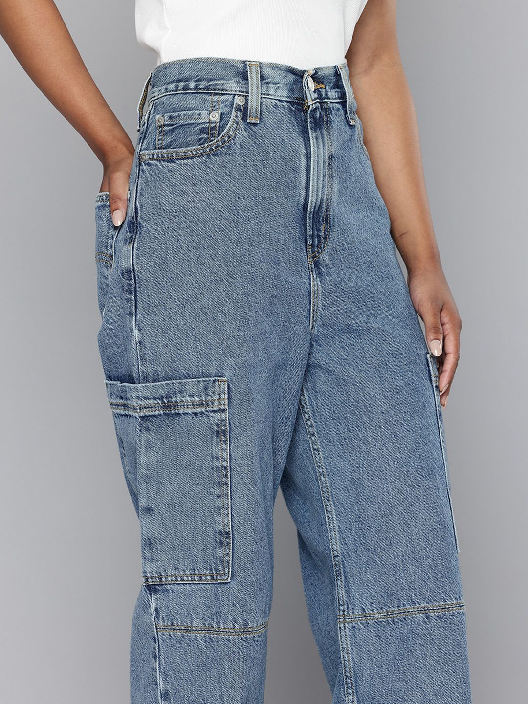 Levis Women Loose Fit High-Rise Pure Cotton Jeans - left view