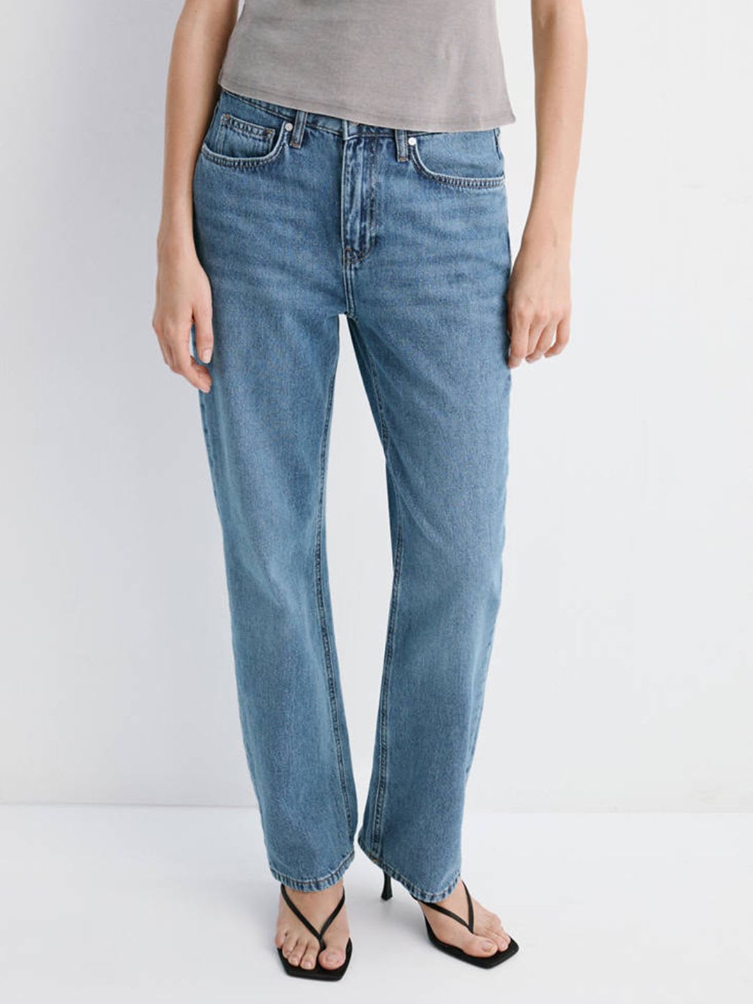 MANGO Women Regular Fit Pure Cotton Light Fade Jeans - default view