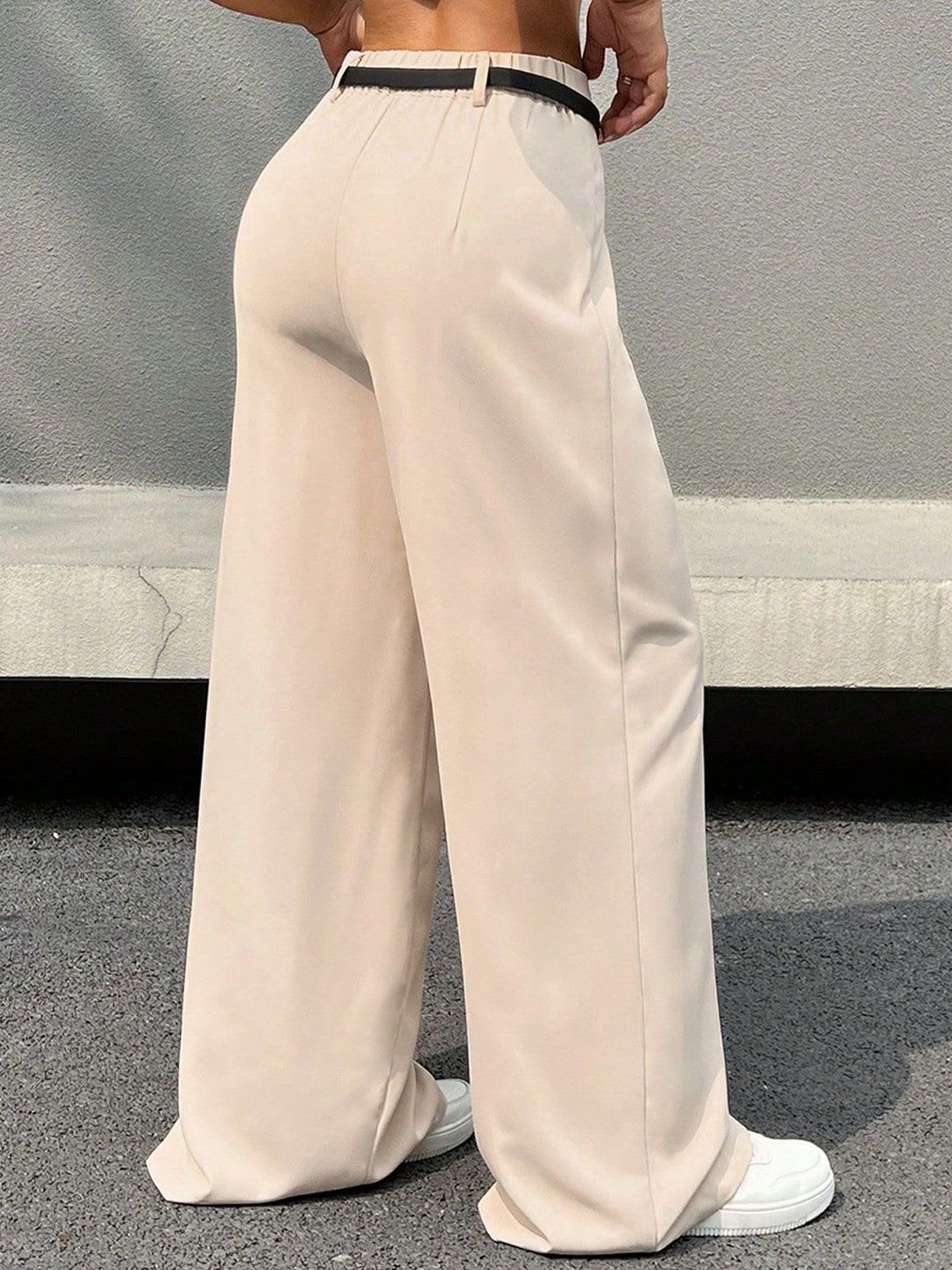 AAHWAN Women High-Rise Wide Leg Loose Fit Trousers - back view